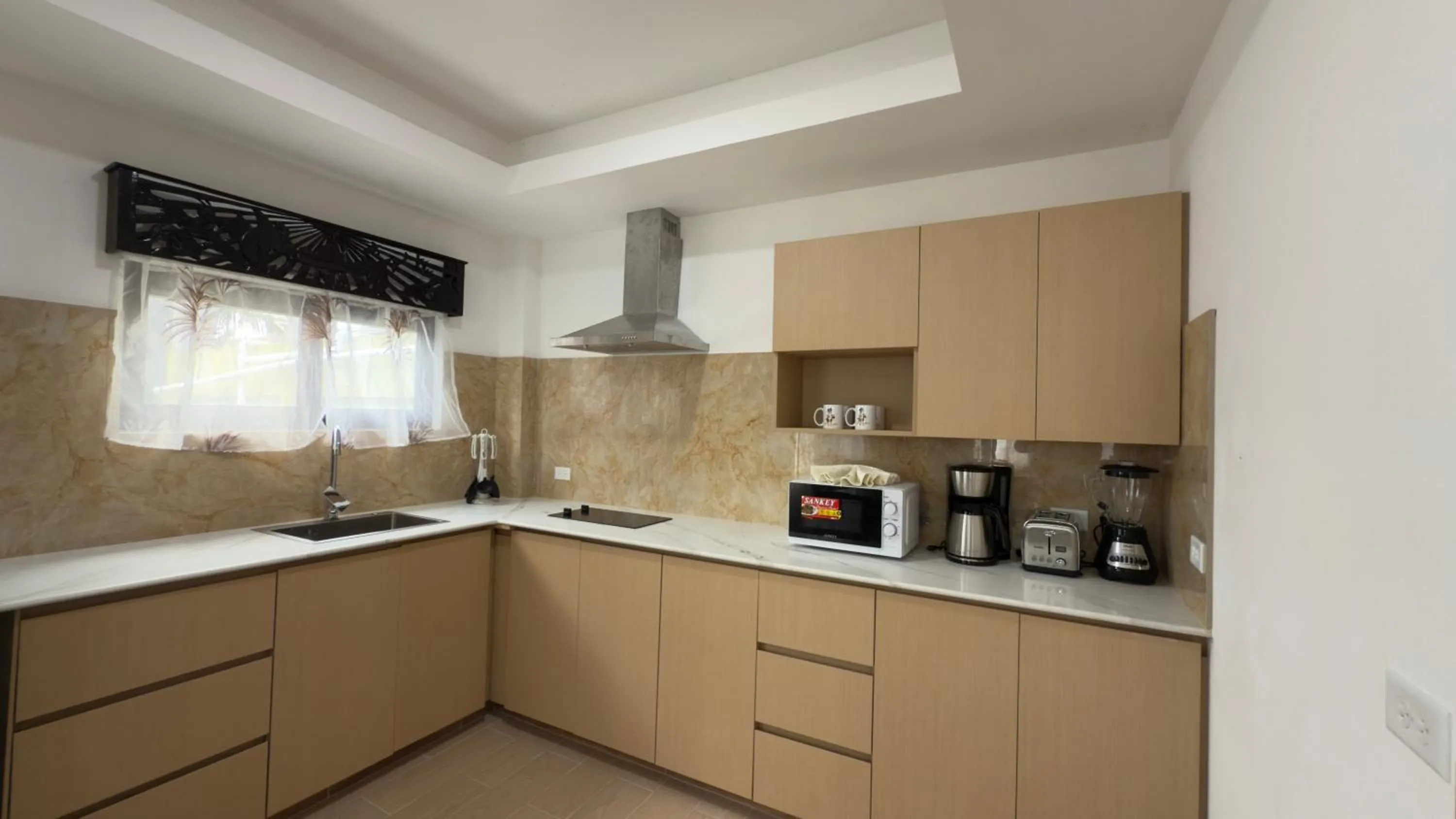 Kitchen or kitchenette in Captain Morgan's Retreat