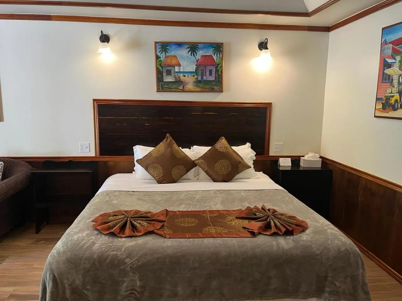 Bed in Captain Morgan's Retreat