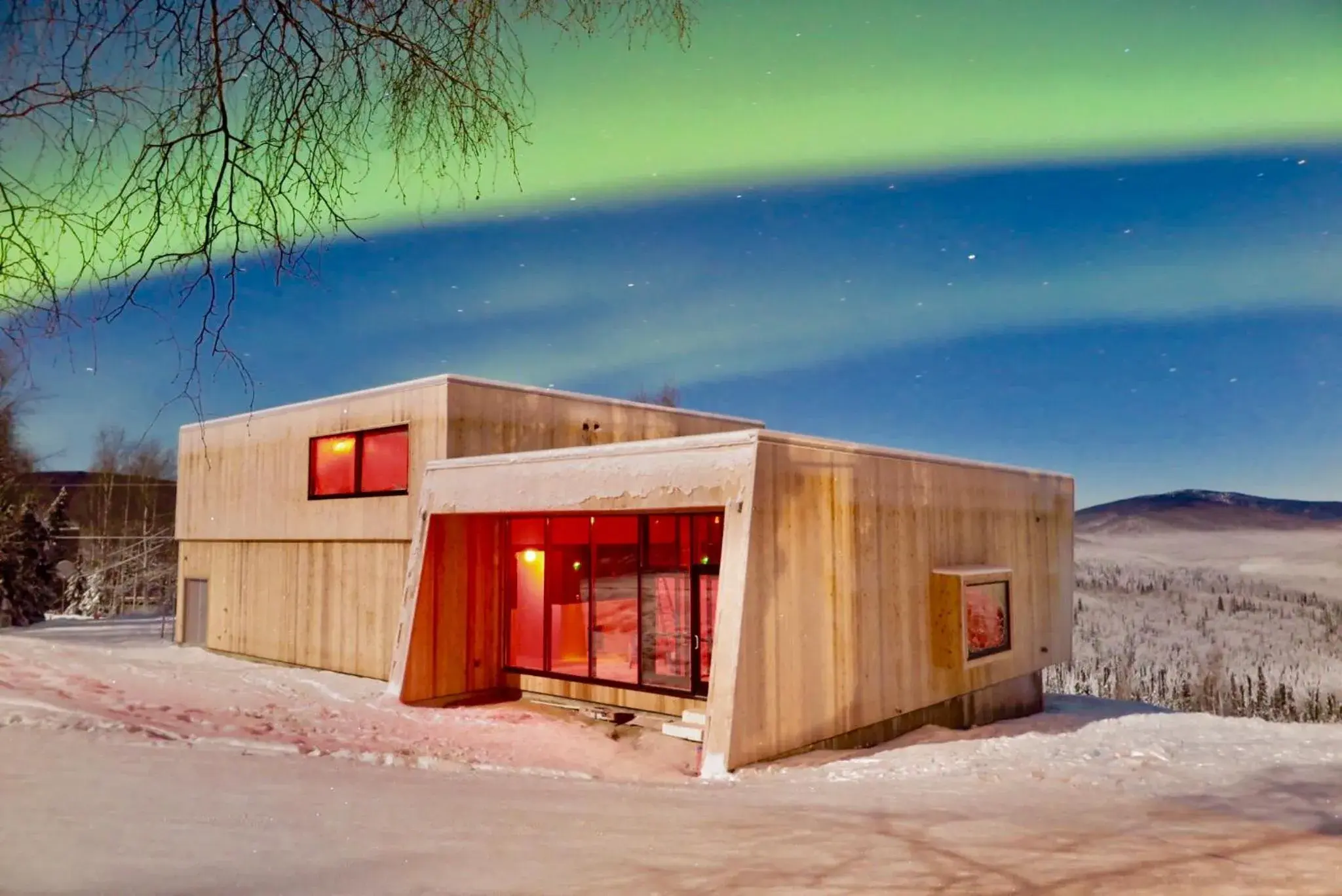 Property building in Aurora Villa Property building in Aurora Villa