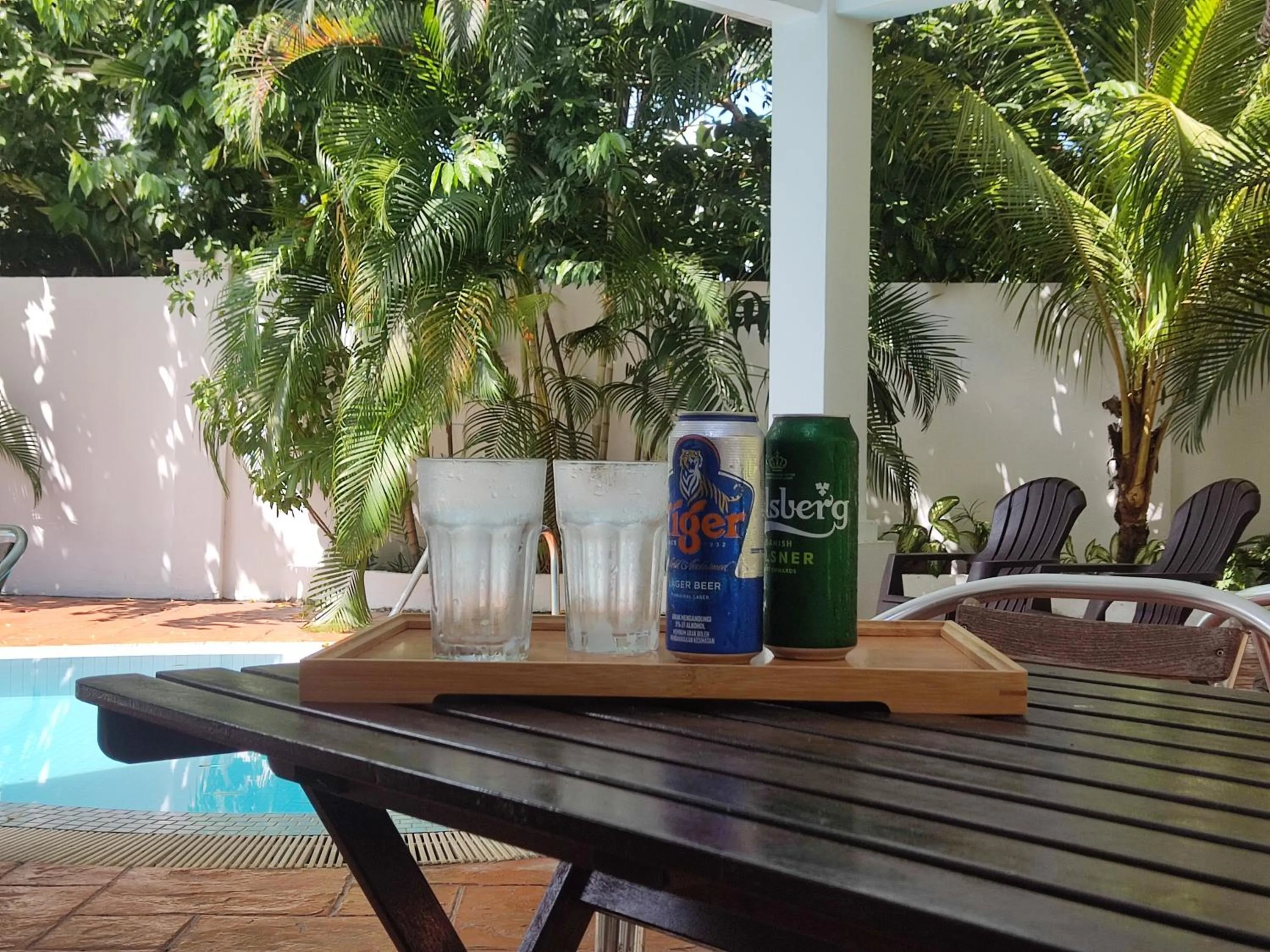 Restaurant/places to eat in Rumah Putih B&B near KLIA