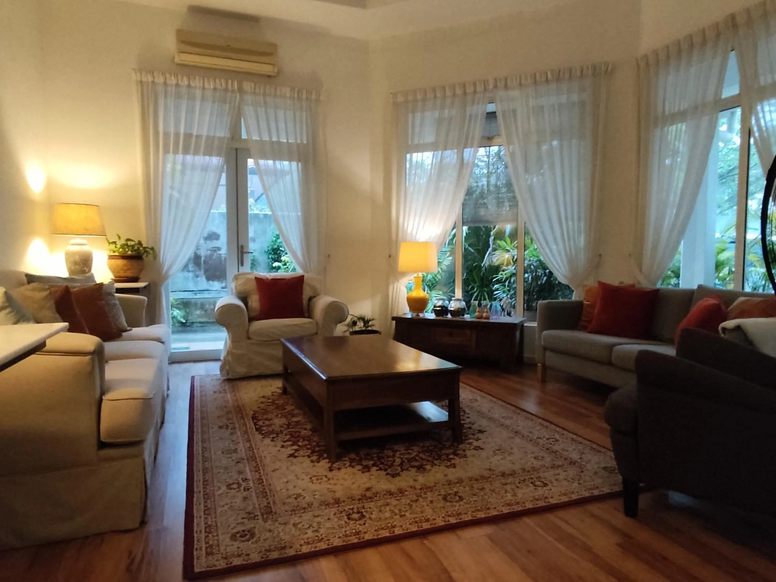 Living room in Rumah Putih B&B near KLIA