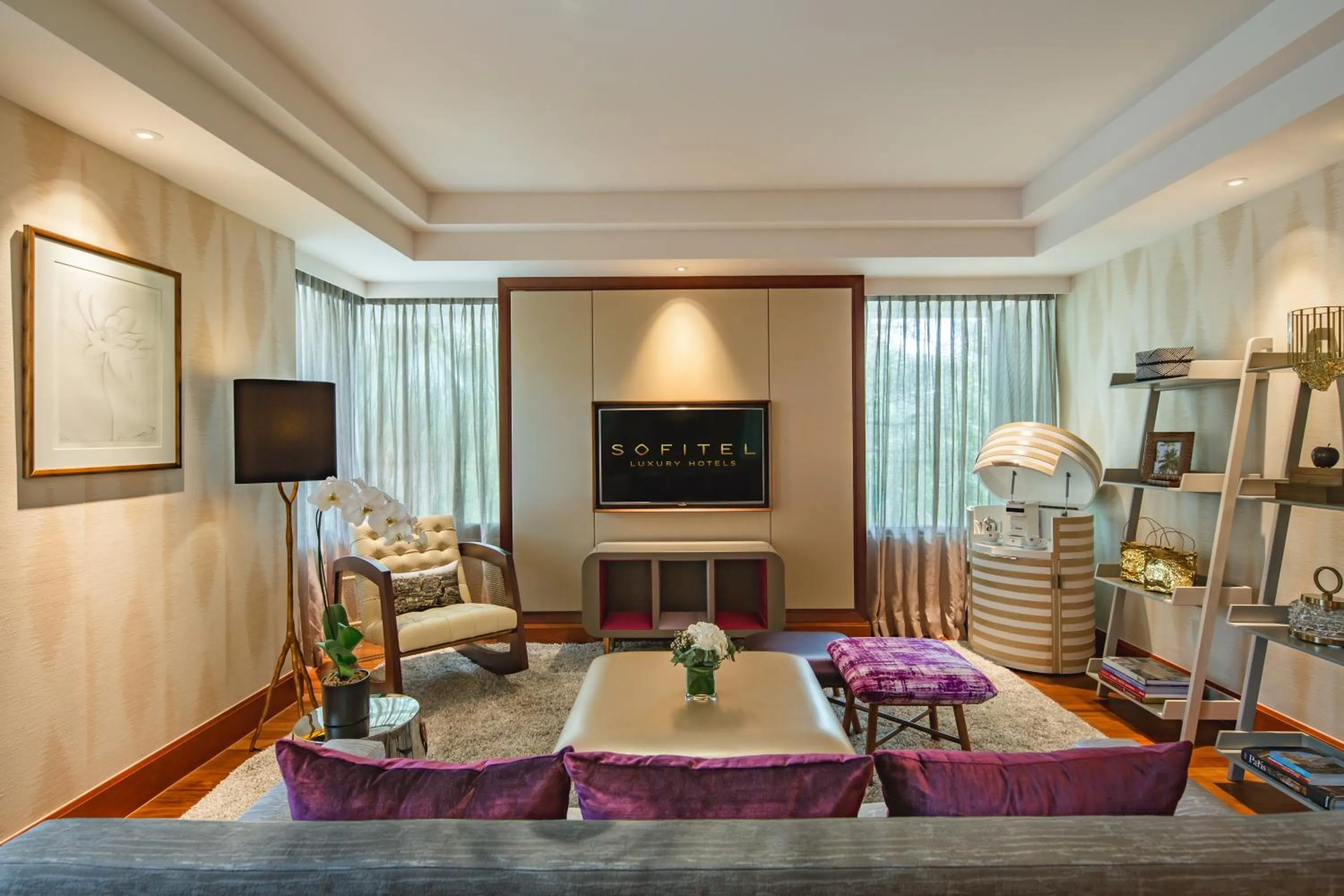 Living room, Bed in Sofitel Singapore Sentosa