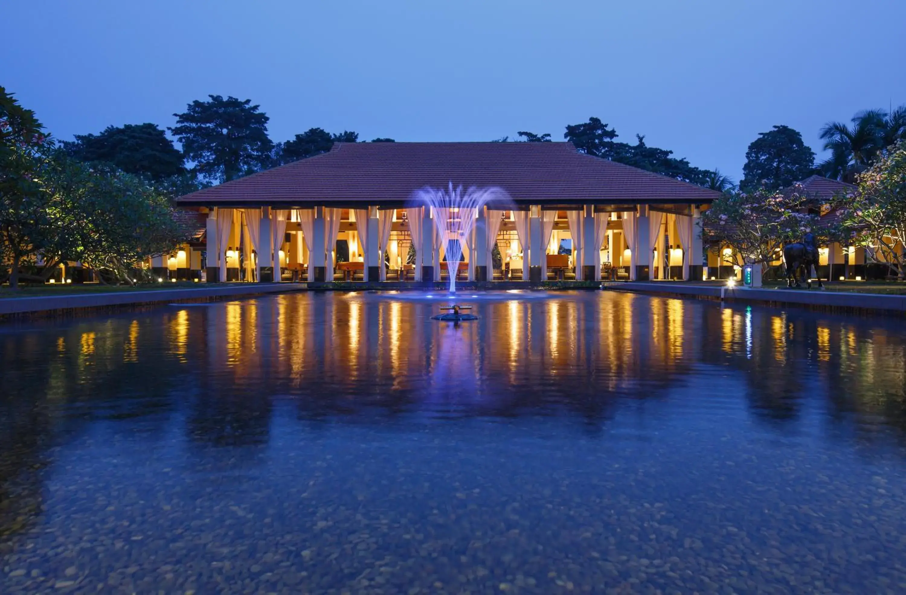 Facade/entrance in Sofitel Singapore Sentosa Resort & Spa Facade/entrance in Sofitel Singapore Sentosa Resort & Spa