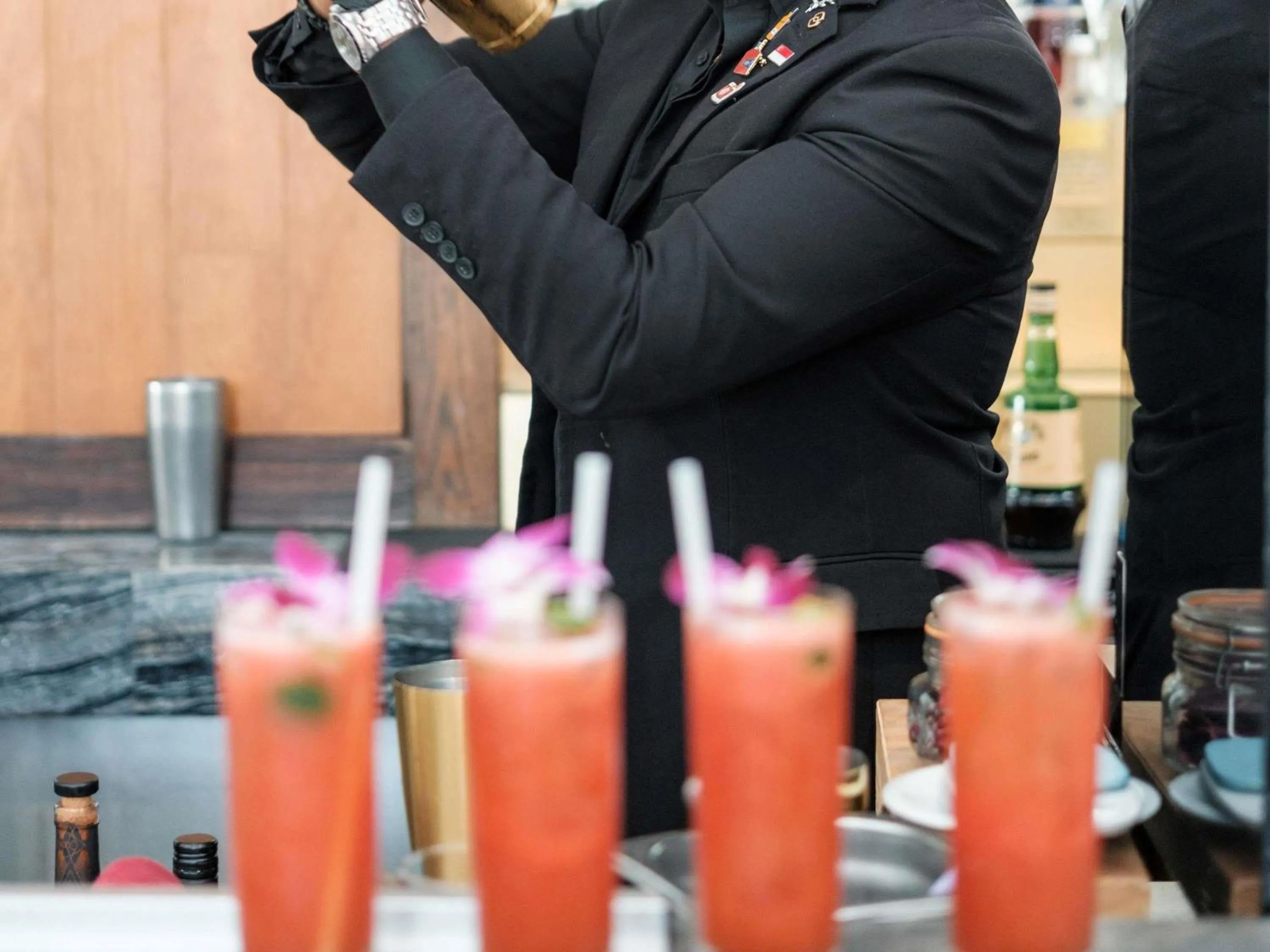 Lounge or bar in Sofitel Singapore Sentosa