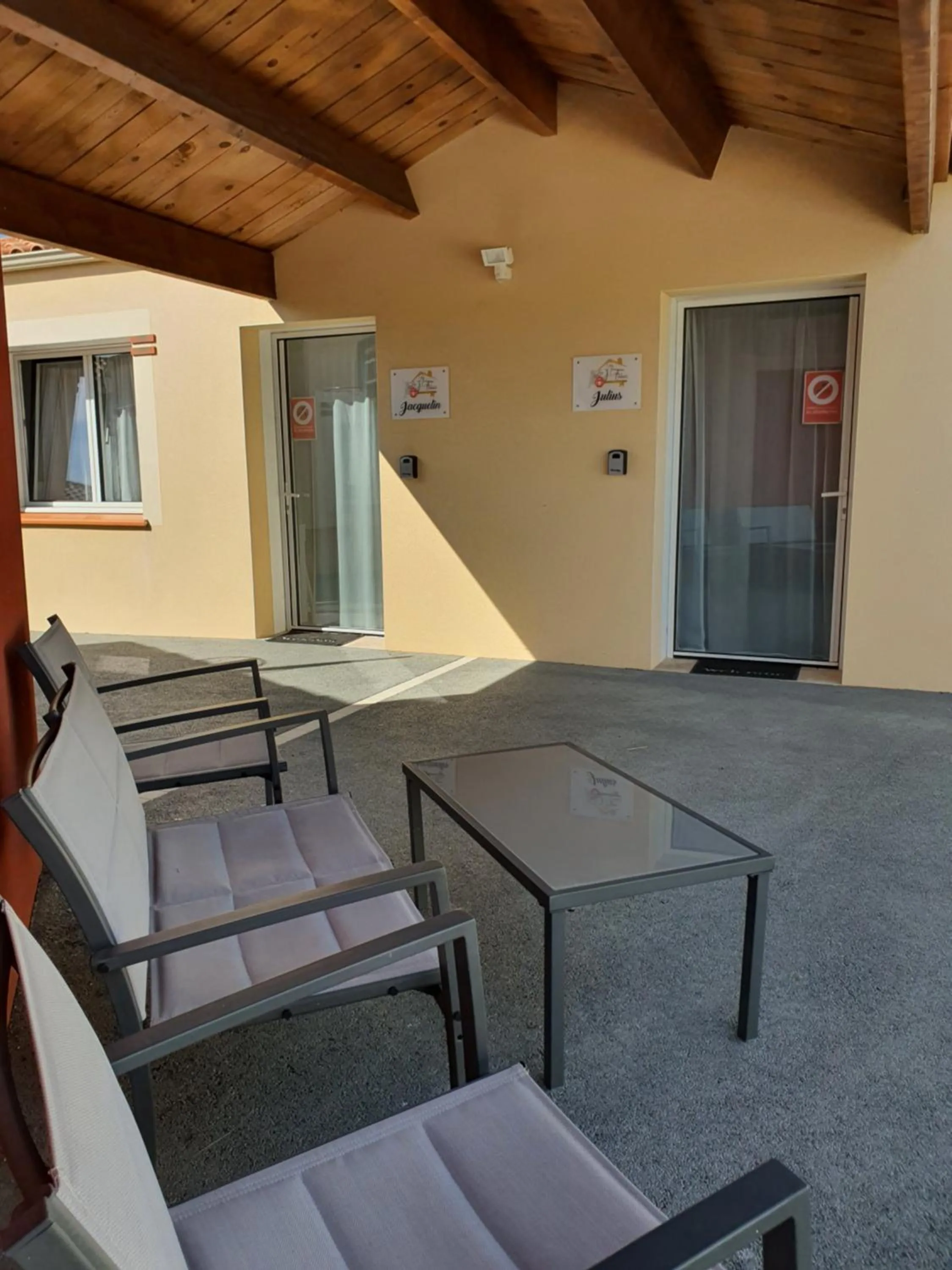 Chez les J-FOLAIS - 3 kms Puy duFou - Les Epesses