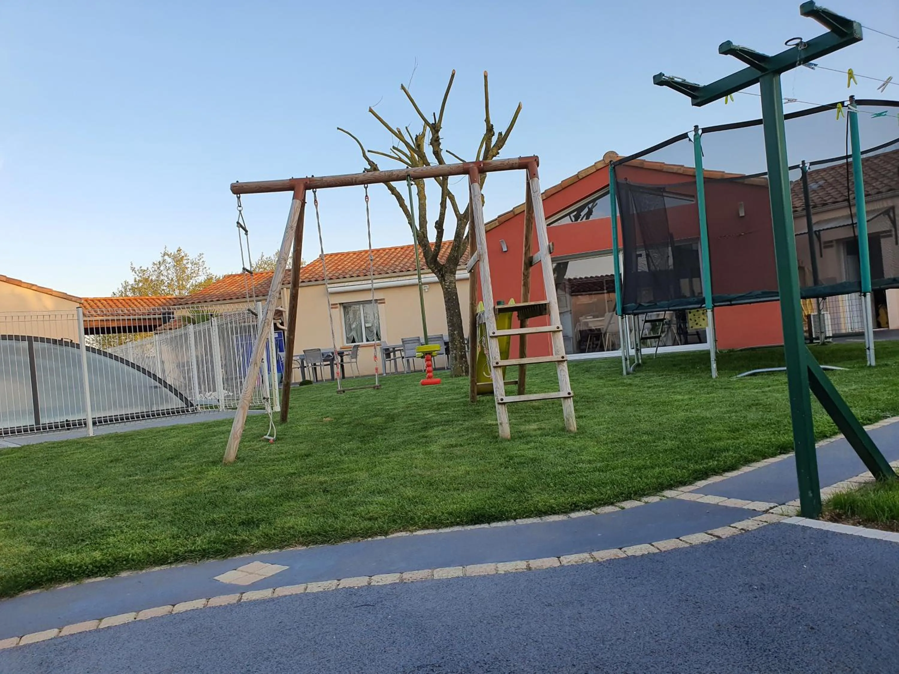 Chez les J-FOLAIS - 3 kms Puy duFou - Les Epesses