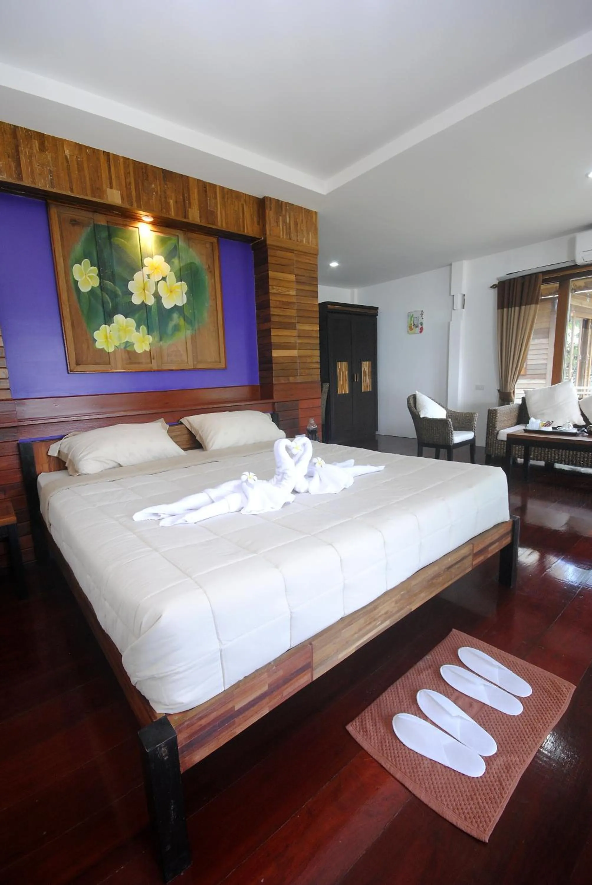 Photo of the whole room, Bed in New Ozone Resort & Spa