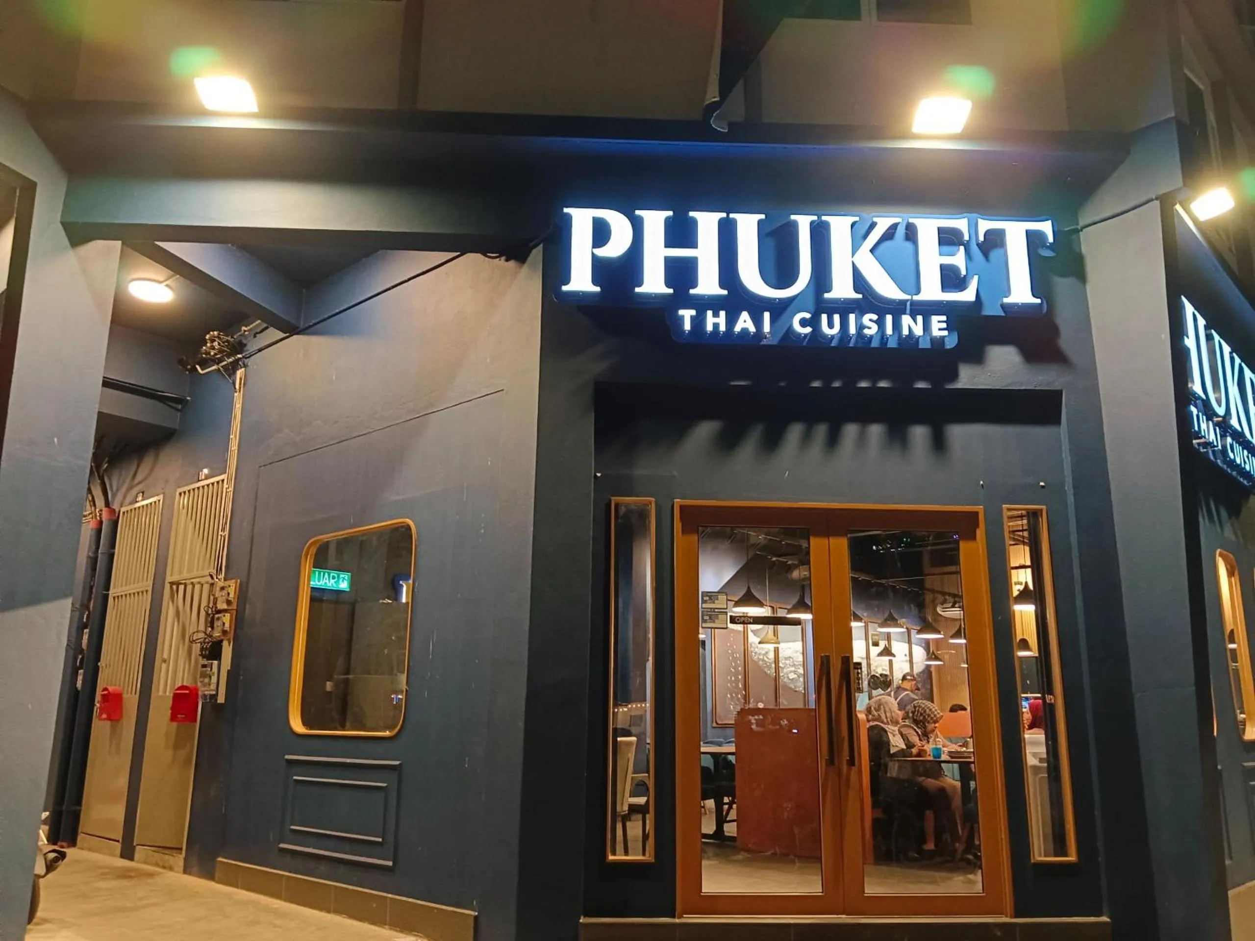 Street view in Fuller Hotel