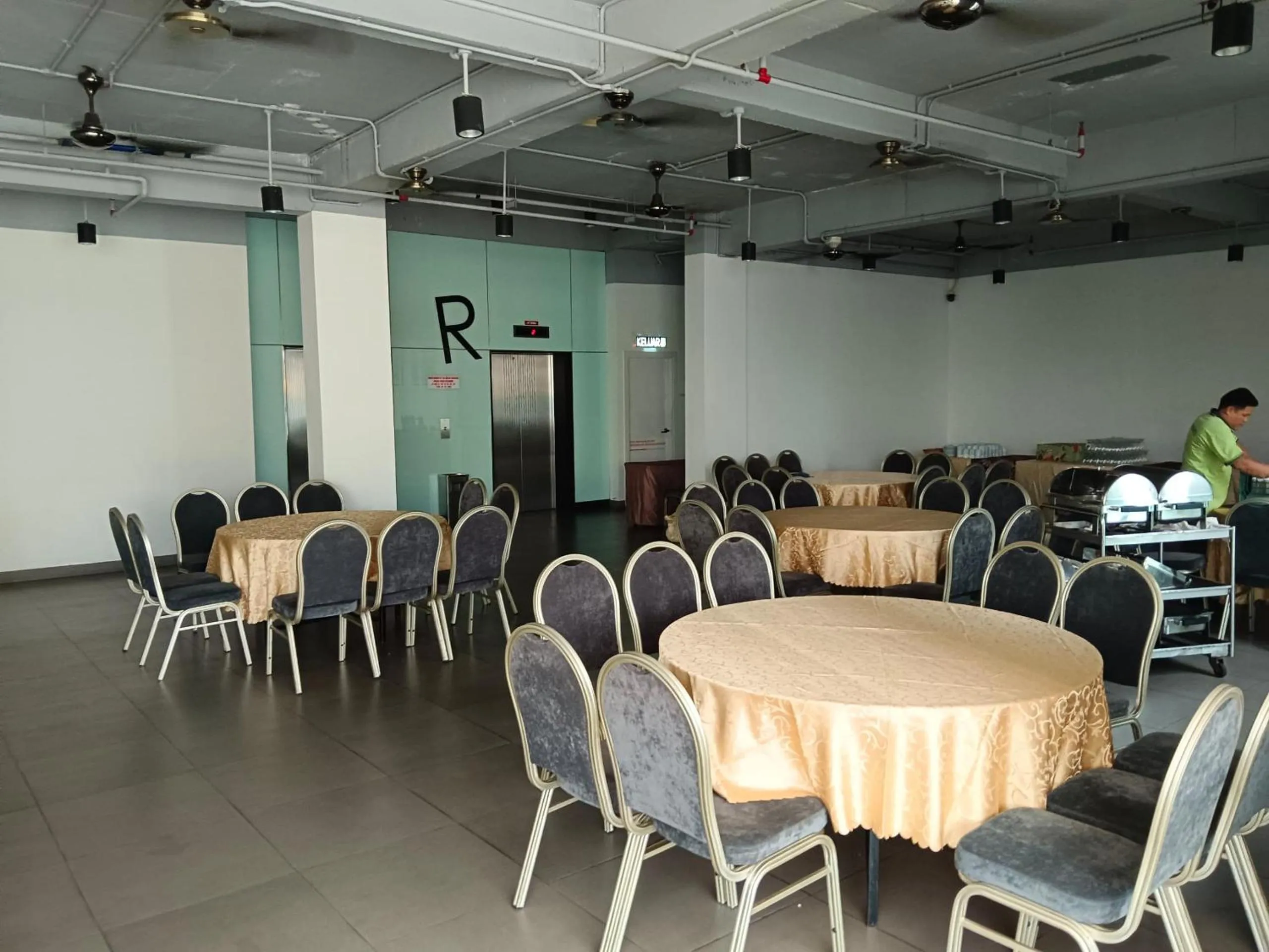 Banquet/Function facilities in Fuller Hotel