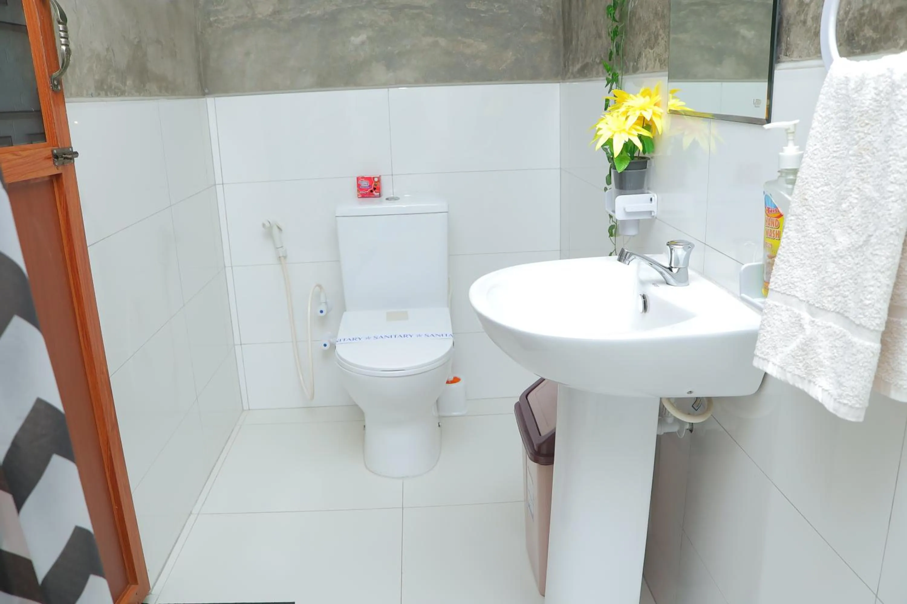 Toilet in Negombo The Nature Villa and Cabanas