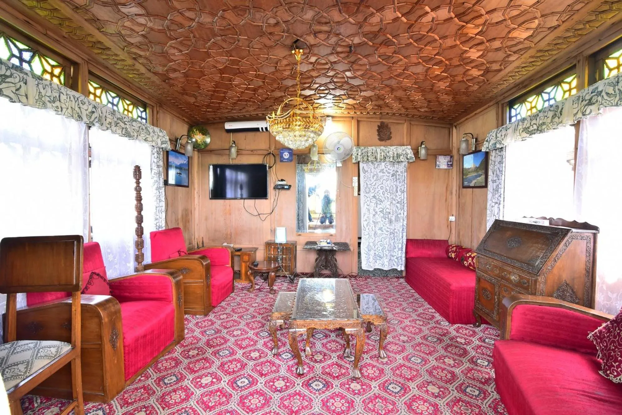 Lobby or reception in Golden Hopes Group of Houseboats