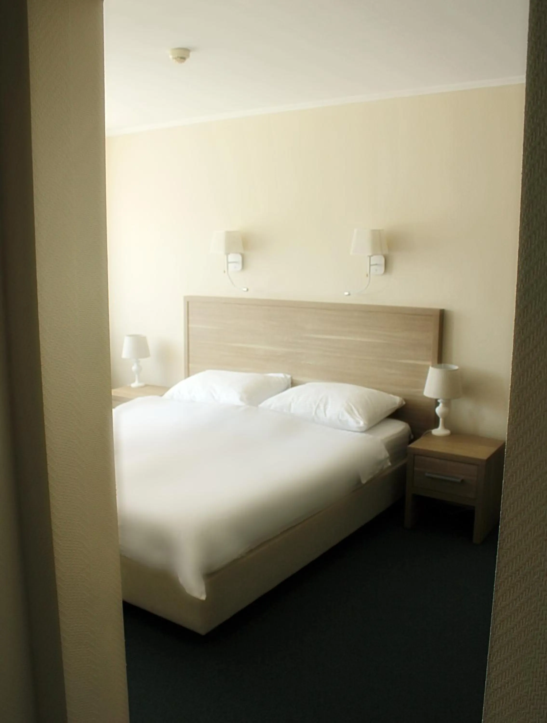 Photo of the whole room, Bed in Pine Resort