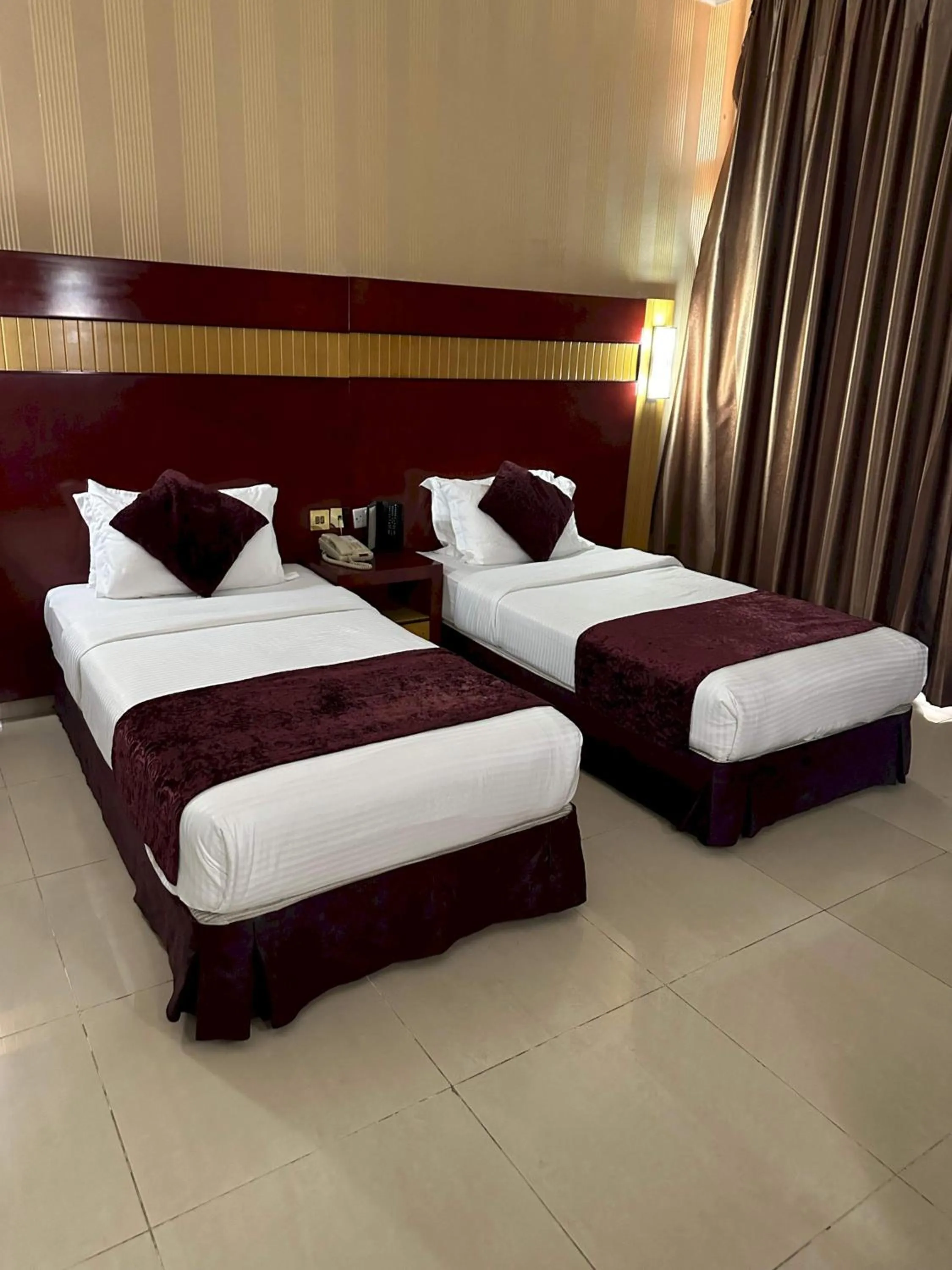 Photo of the whole room, Bed in Phoenix Hotel Dubai