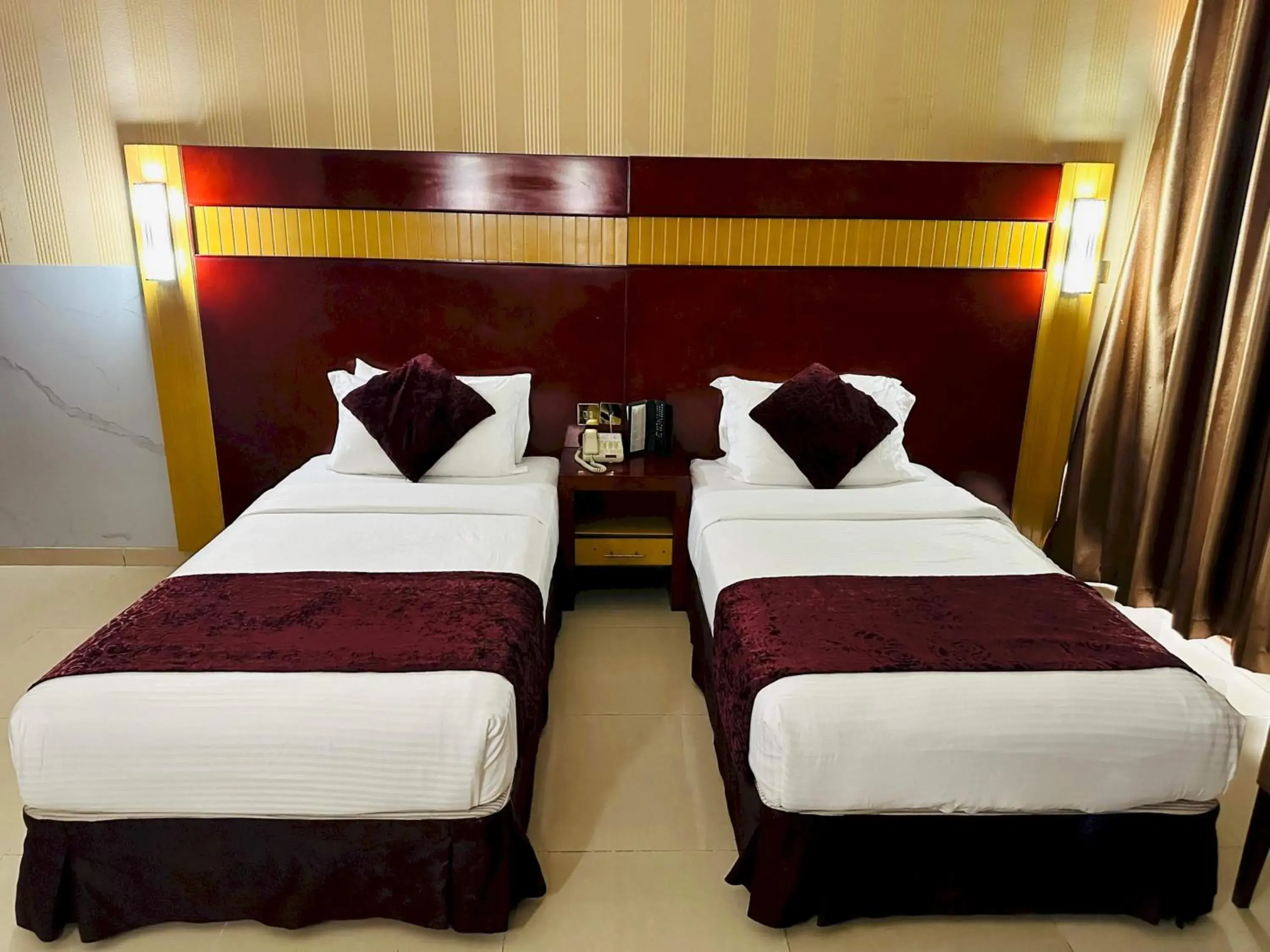 Photo of the whole room, Bed in Phoenix Hotel Dubai Photo of the whole room, Bed in Phoenix Hotel Dubai