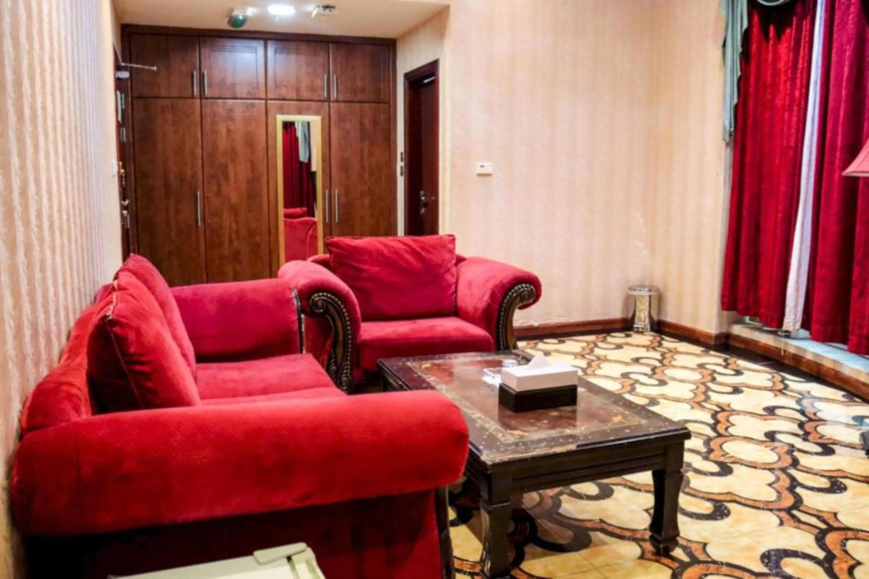 Seating area in Palette Phoenix Hotel