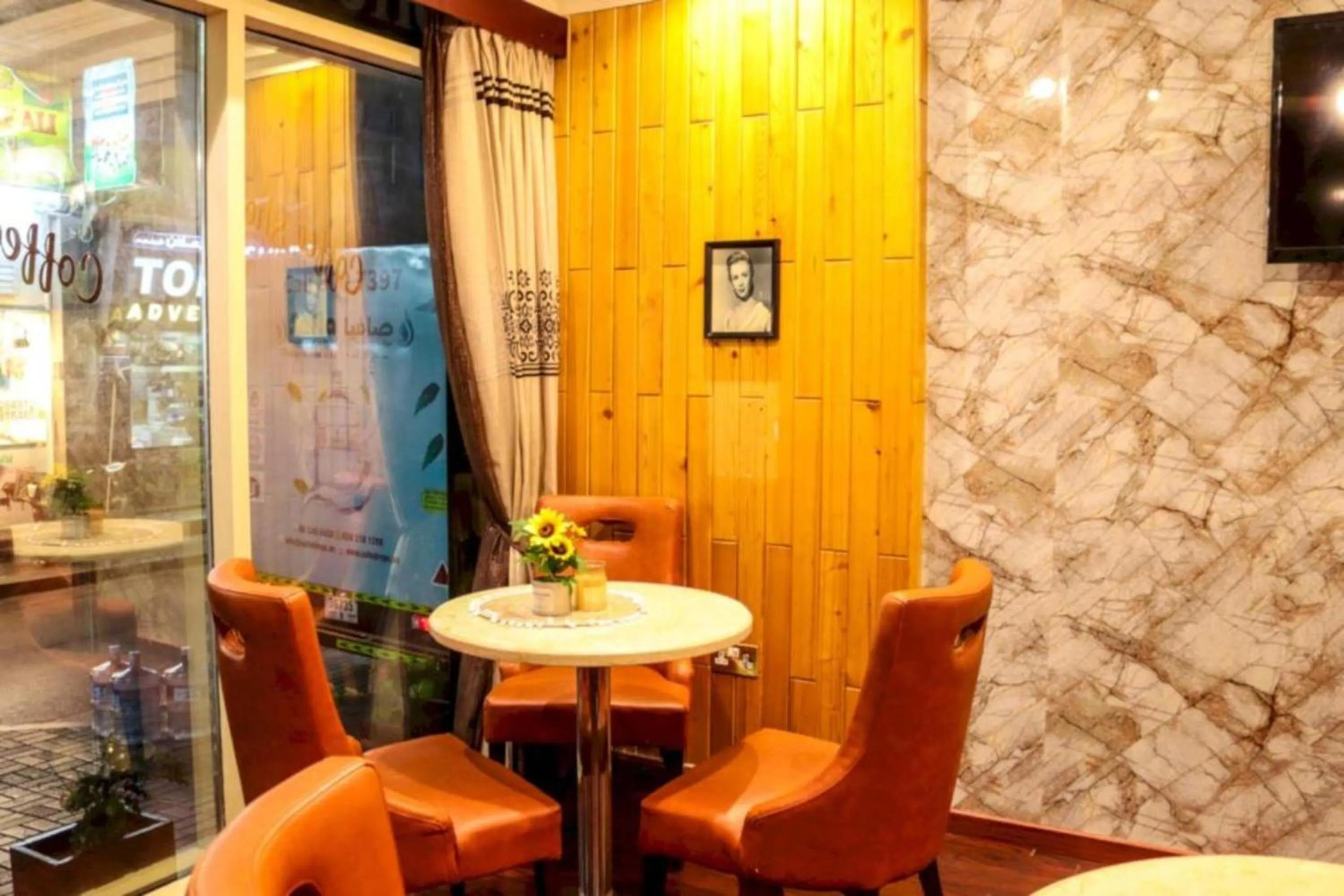 Seating area in Palette Phoenix Hotel