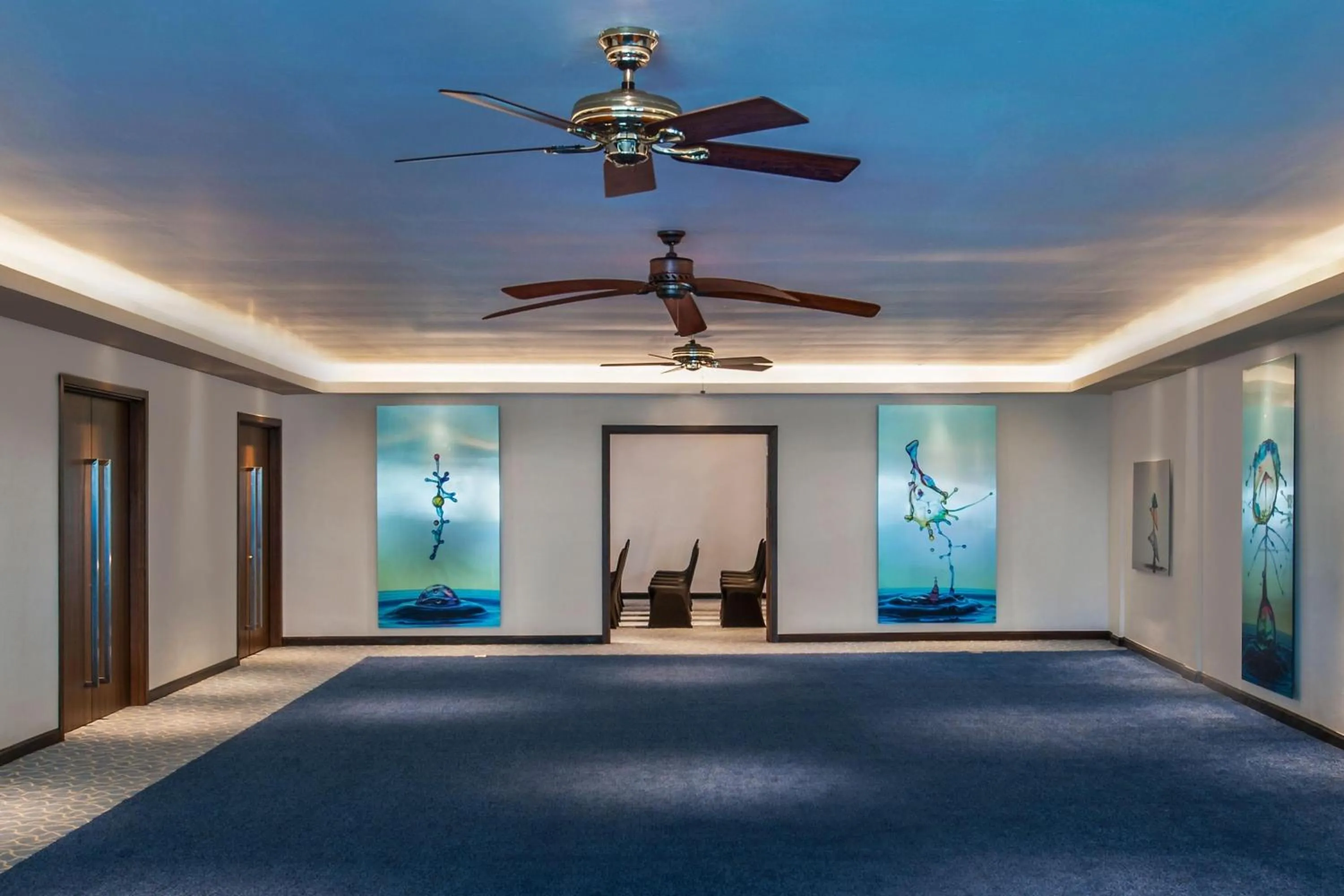 Meeting/conference room, Bed in Le Meridien Bali Jimbaran