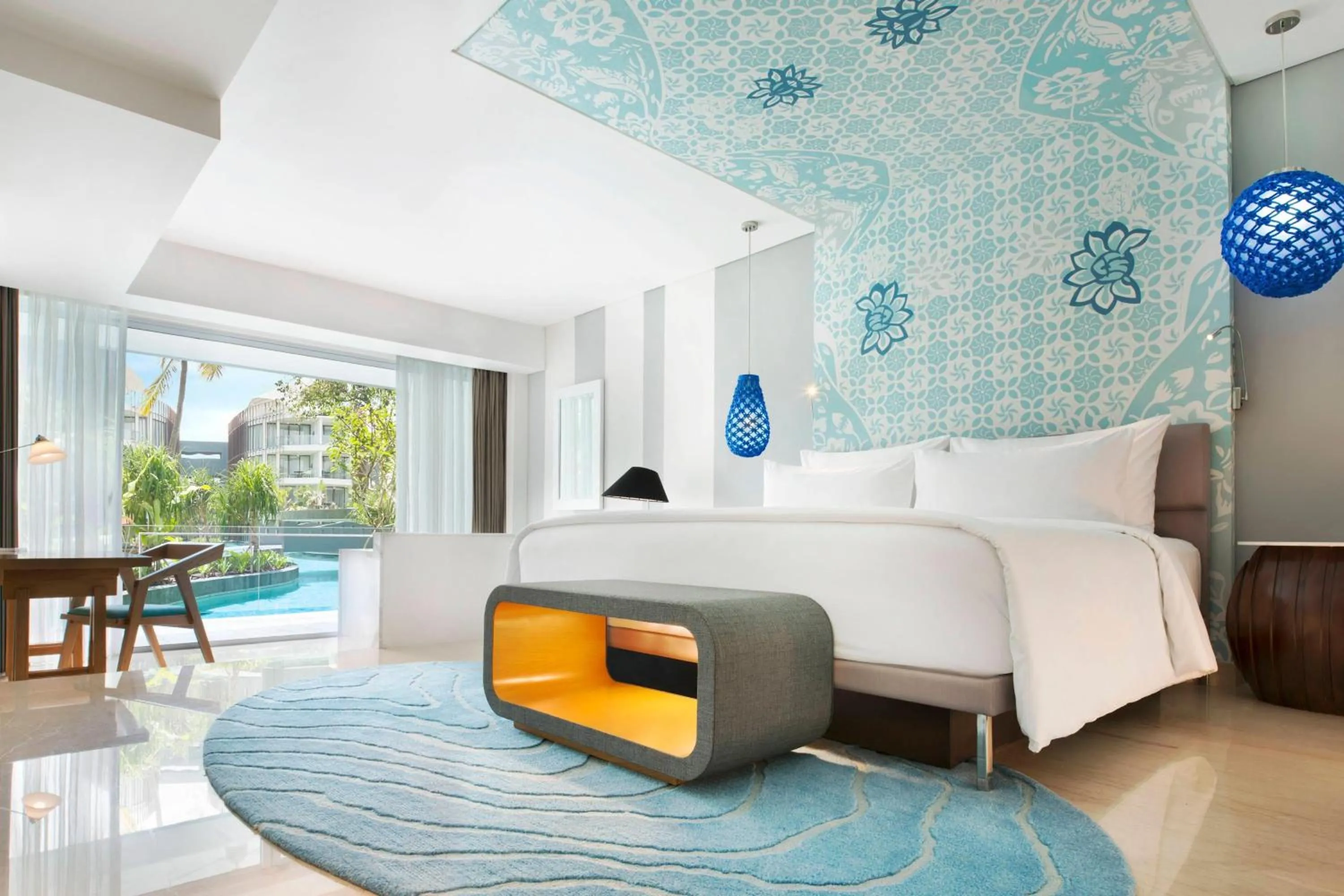 Photo of the whole room, Bed in Le Meridien Bali Jimbaran