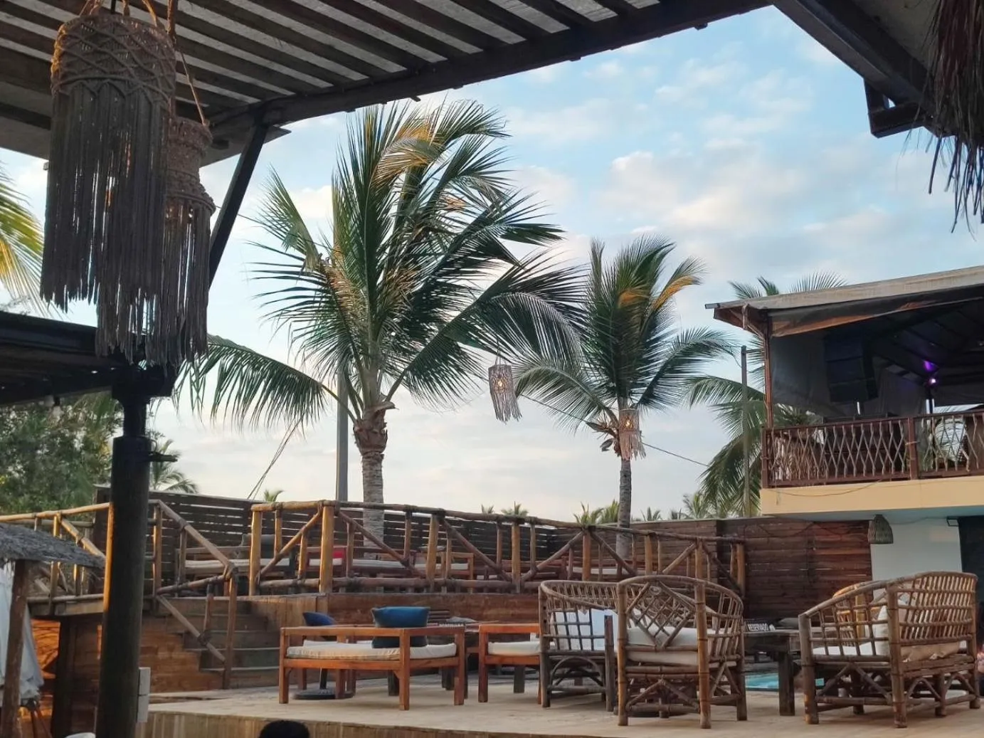 Restaurant/places to eat in BAOS