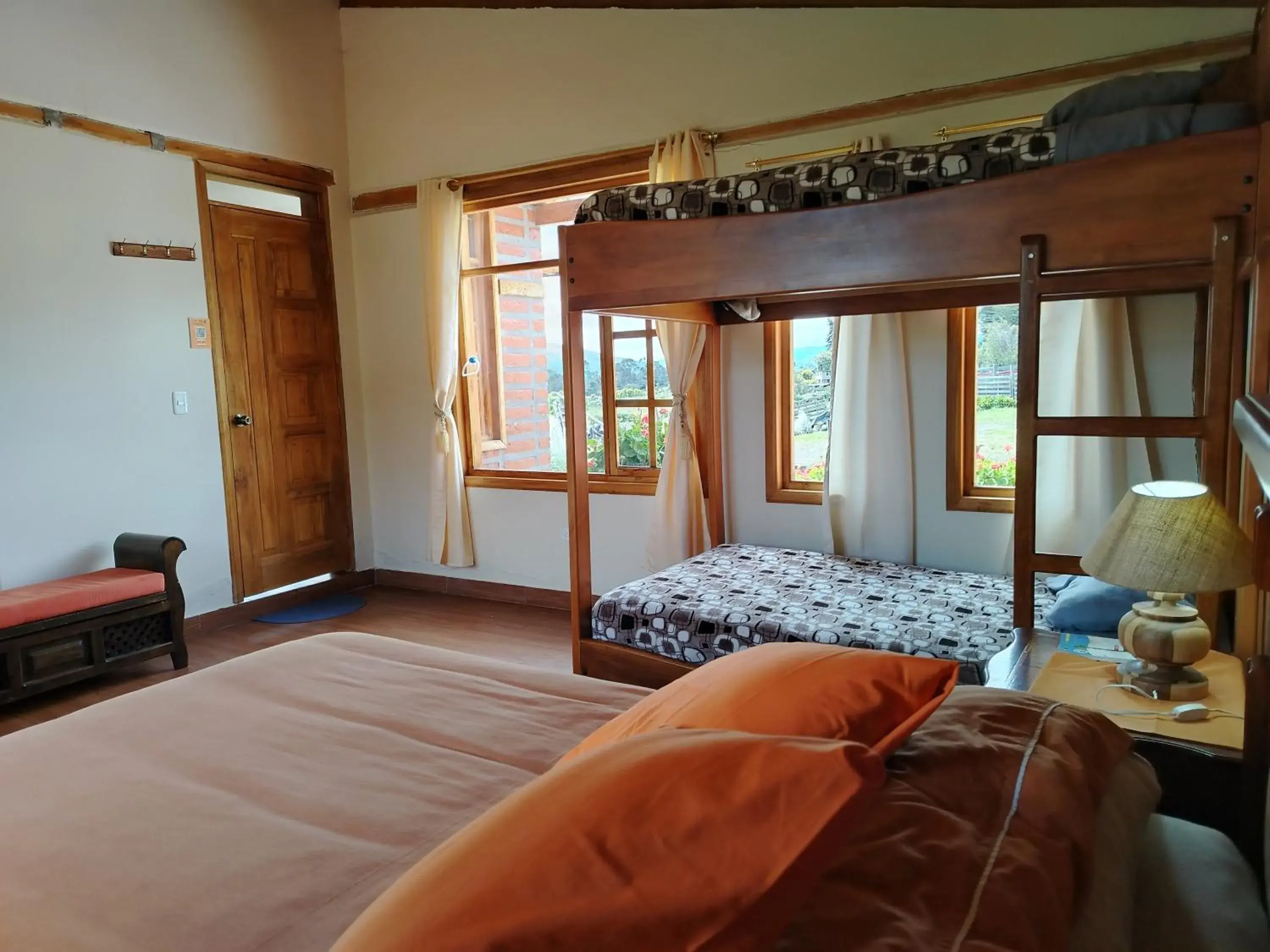 Deluxe Family Room - single occupancy in Ruta de los volcanes Deluxe Family Room - single occupancy in Ruta de los volcanes