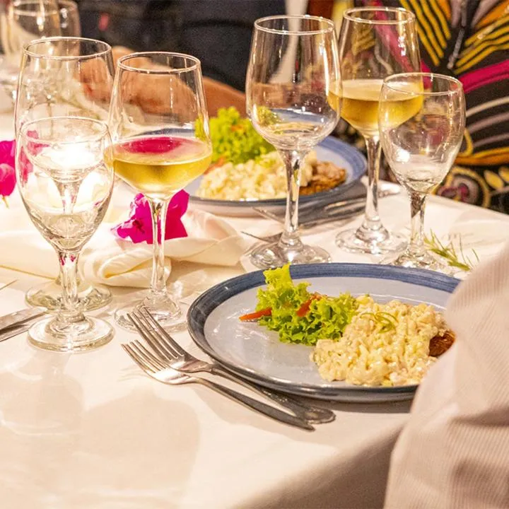 Restaurant/places to eat in Country Club Eco Casajardin