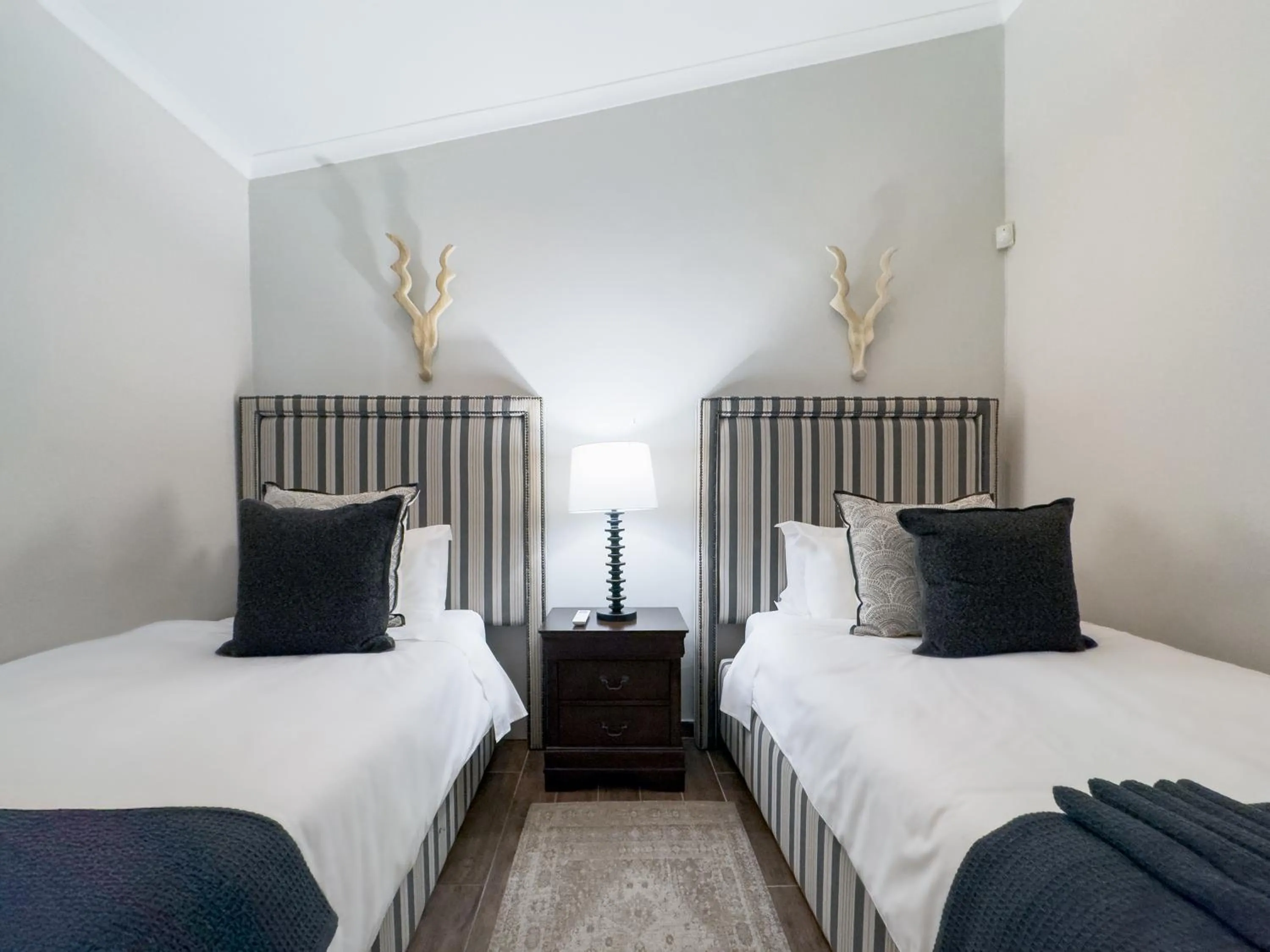 Property building, Bed in Webersburg