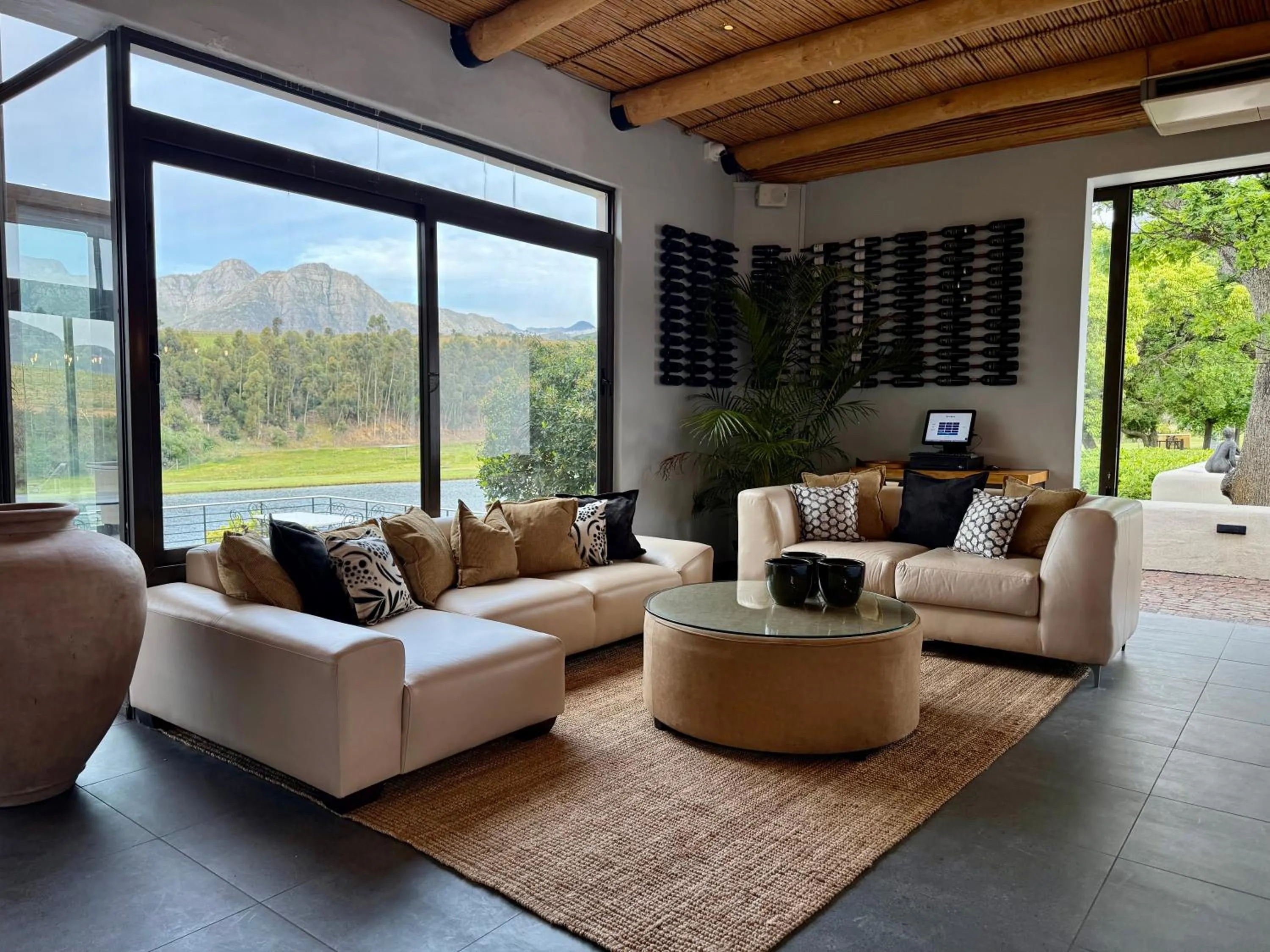 Property building in Webersburg