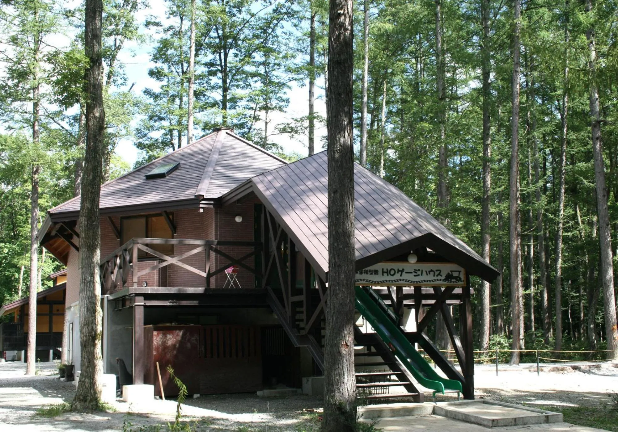 Property building in Log Cottage Epoch