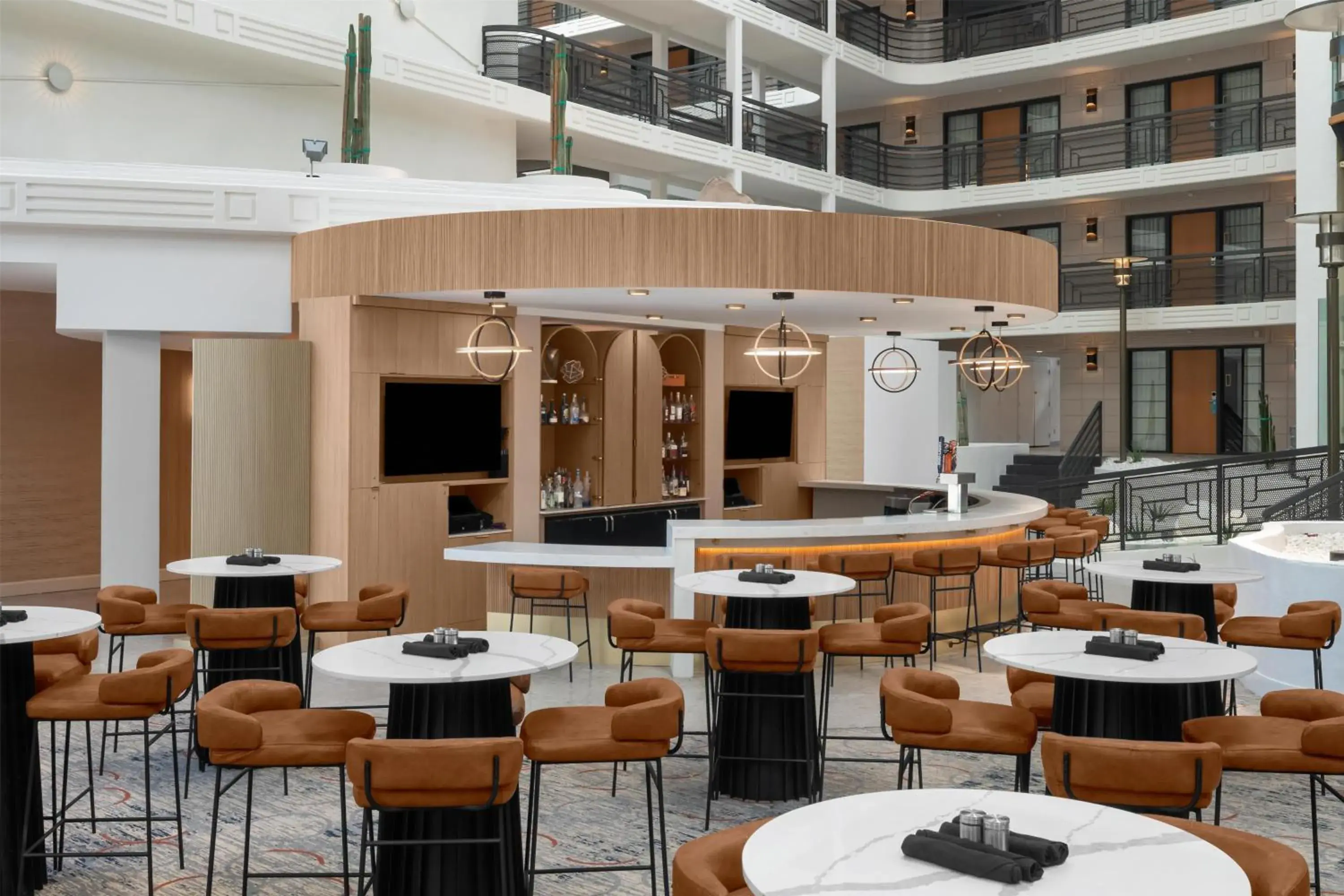 Restaurant/places to eat in Embassy Suites by Hilton Phoenix Biltmore Restaurant/places to eat in Embassy Suites by Hilton Phoenix Biltmore