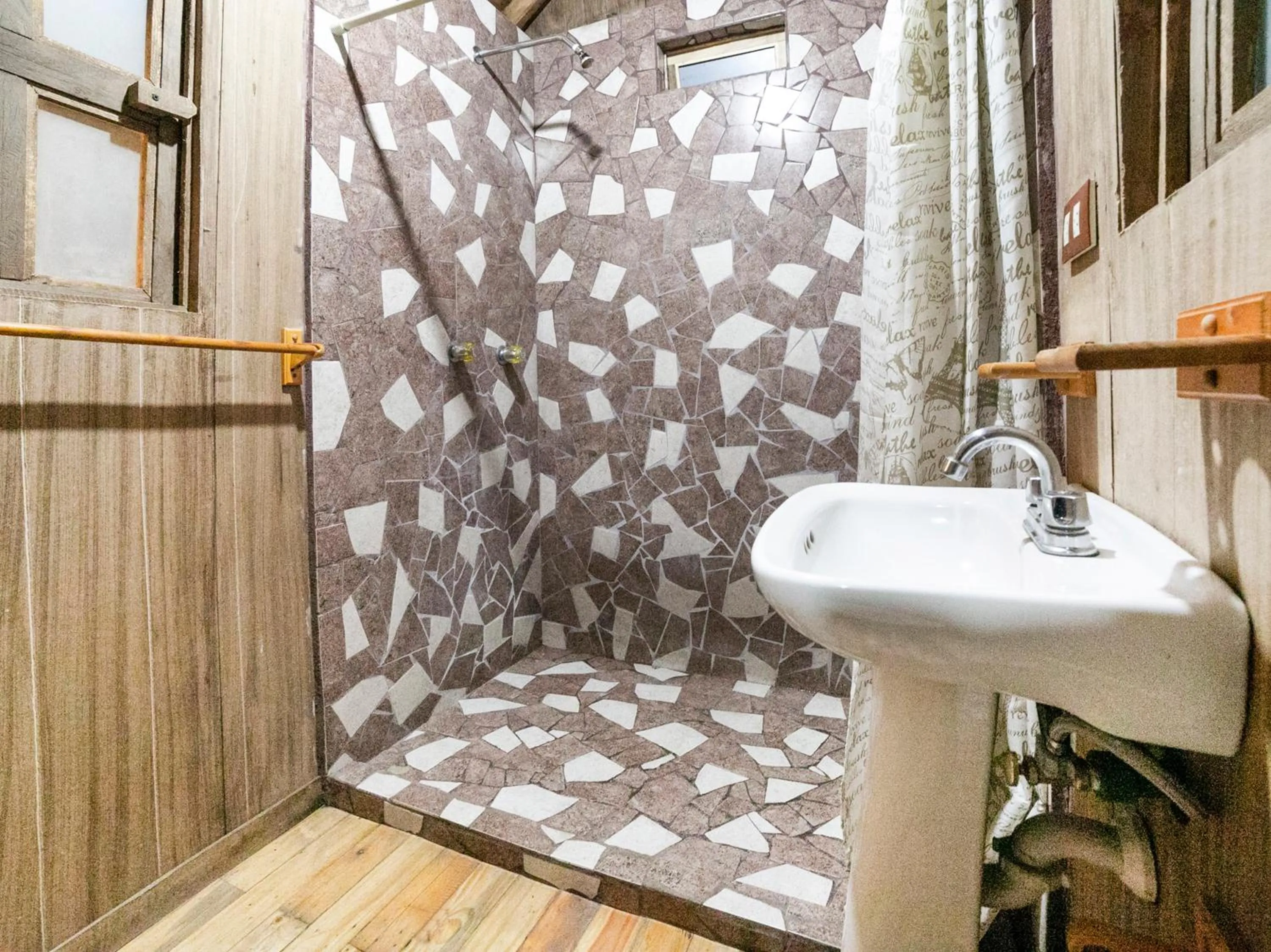 Bathroom in La Cabaña Del Tata