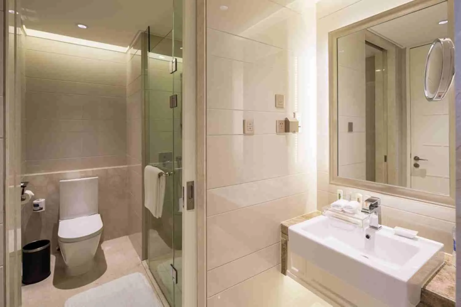 Toilet, Bathroom in Crowne Plaza Shanghai Anting, an IHG Hotel