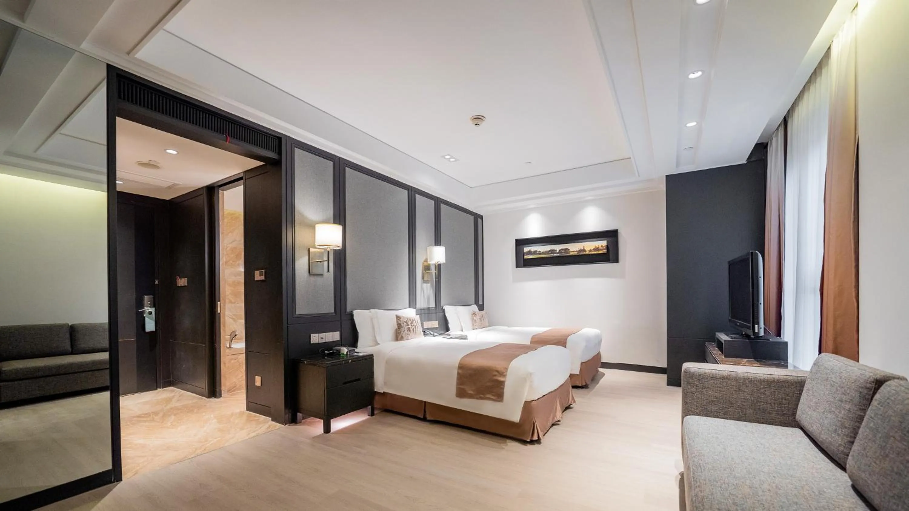 Photo of the whole room in Crowne Plaza Shanghai Anting, an IHG Hotel