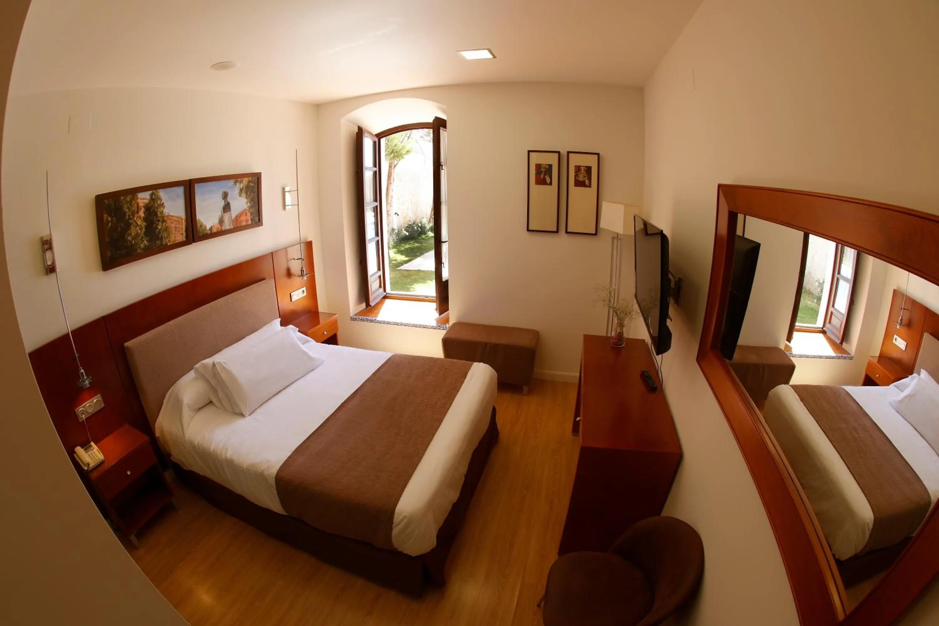 Bed in Hotel El Carmen