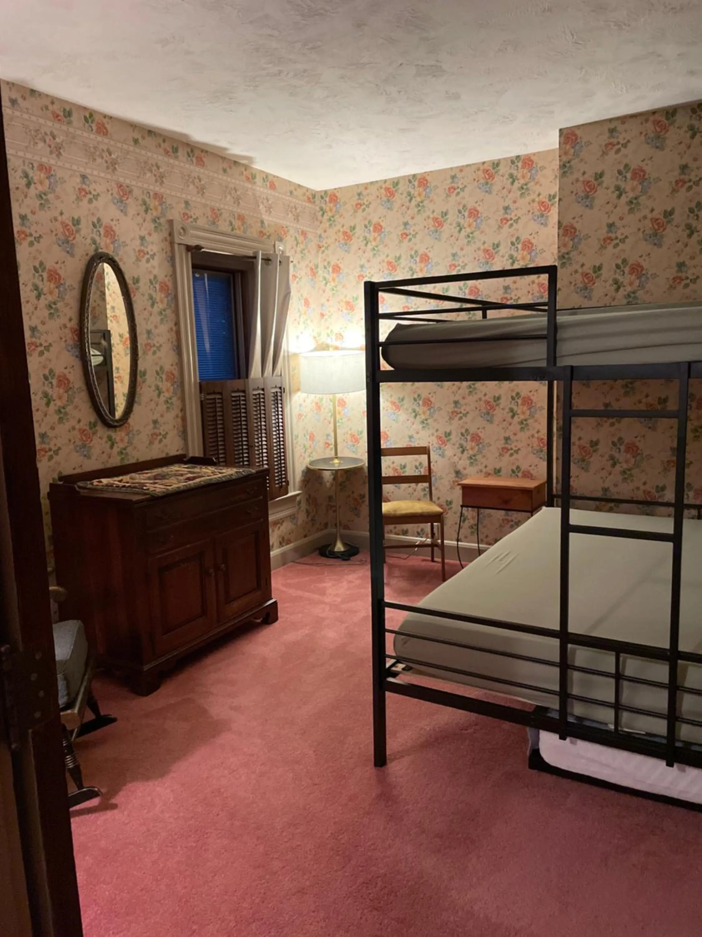 Bed in Deer Creek Winery at Watson Estate