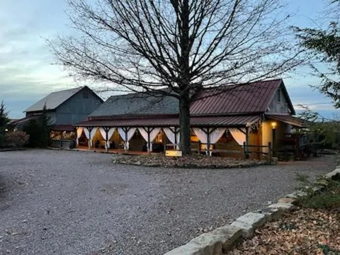 Deer Creek Winery at Watson Estate