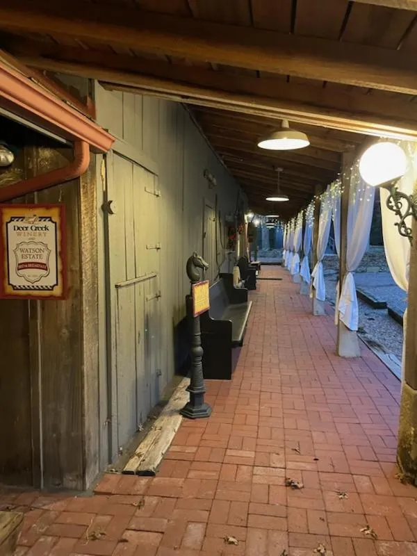 Deer Creek Winery at Watson Estate