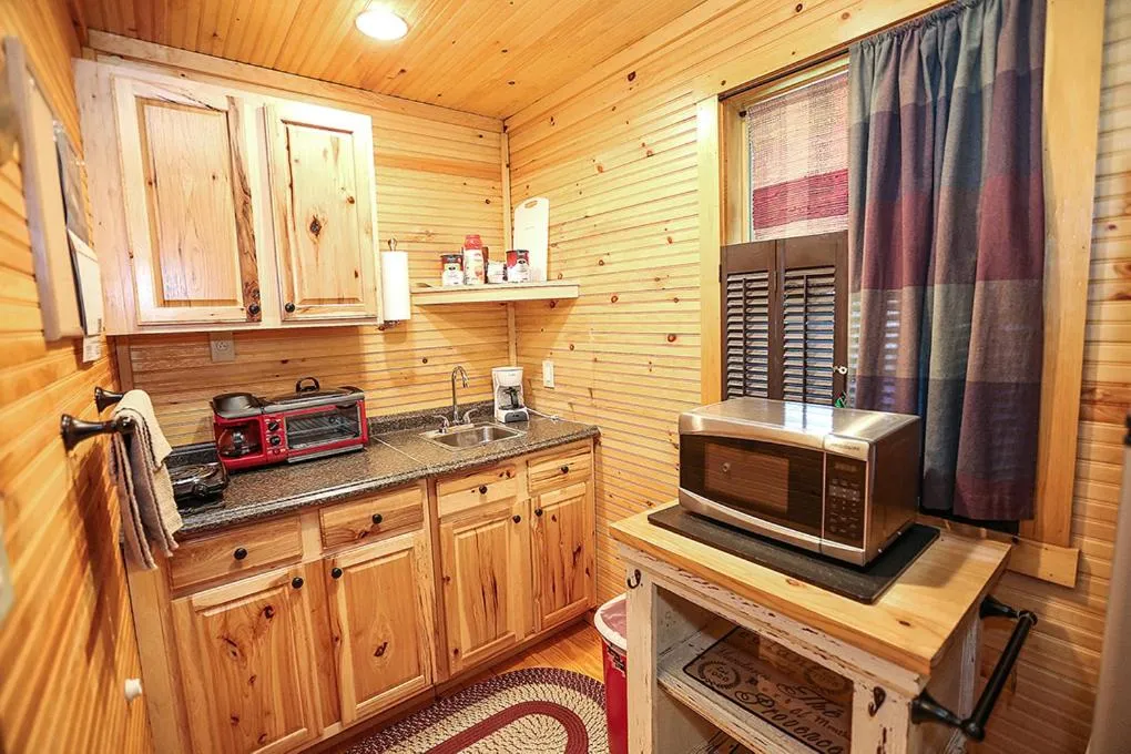 Deer Creek Winery at Watson Estate