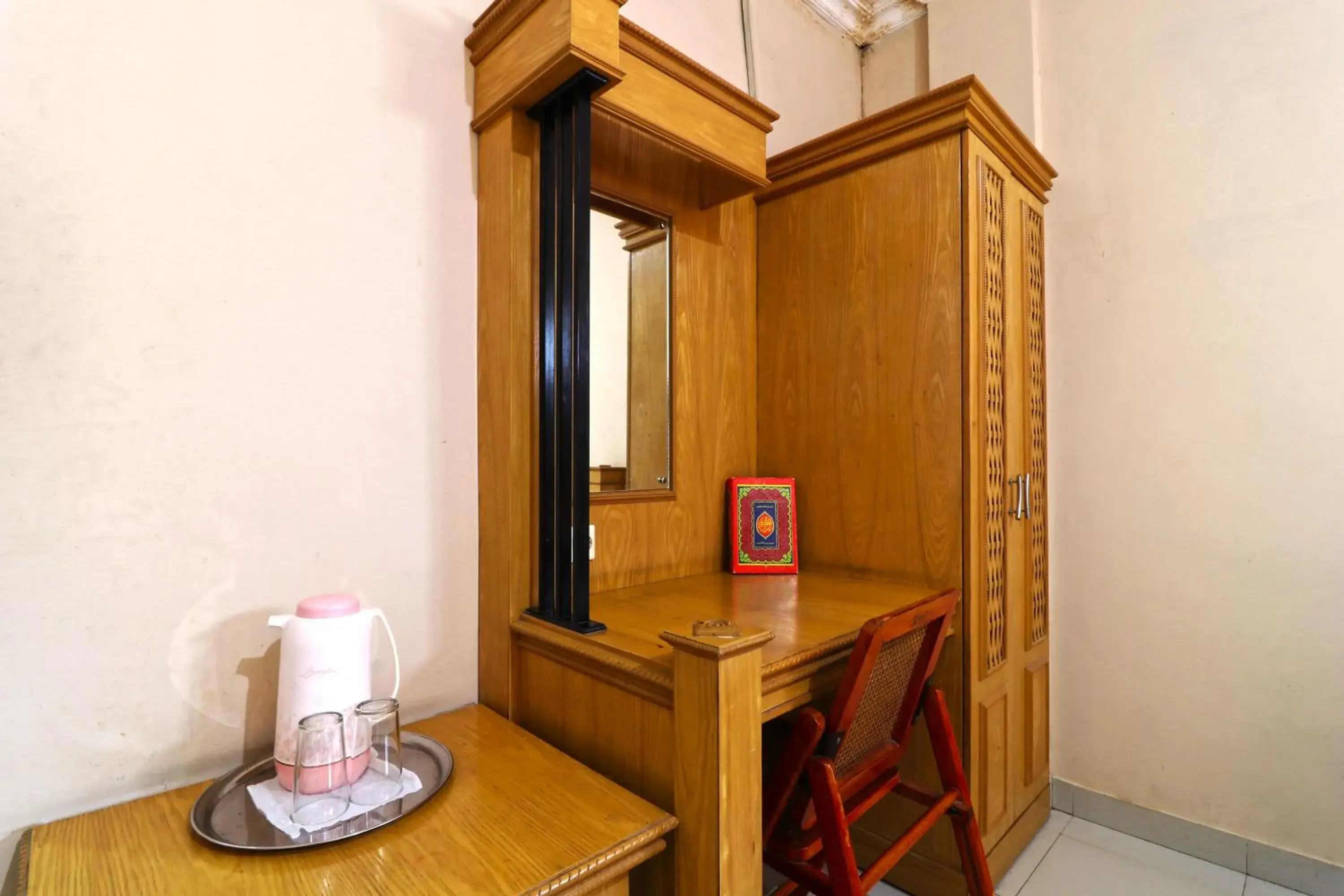 wardrobe in Hotel SAS Syariah wardrobe in Hotel SAS Syariah