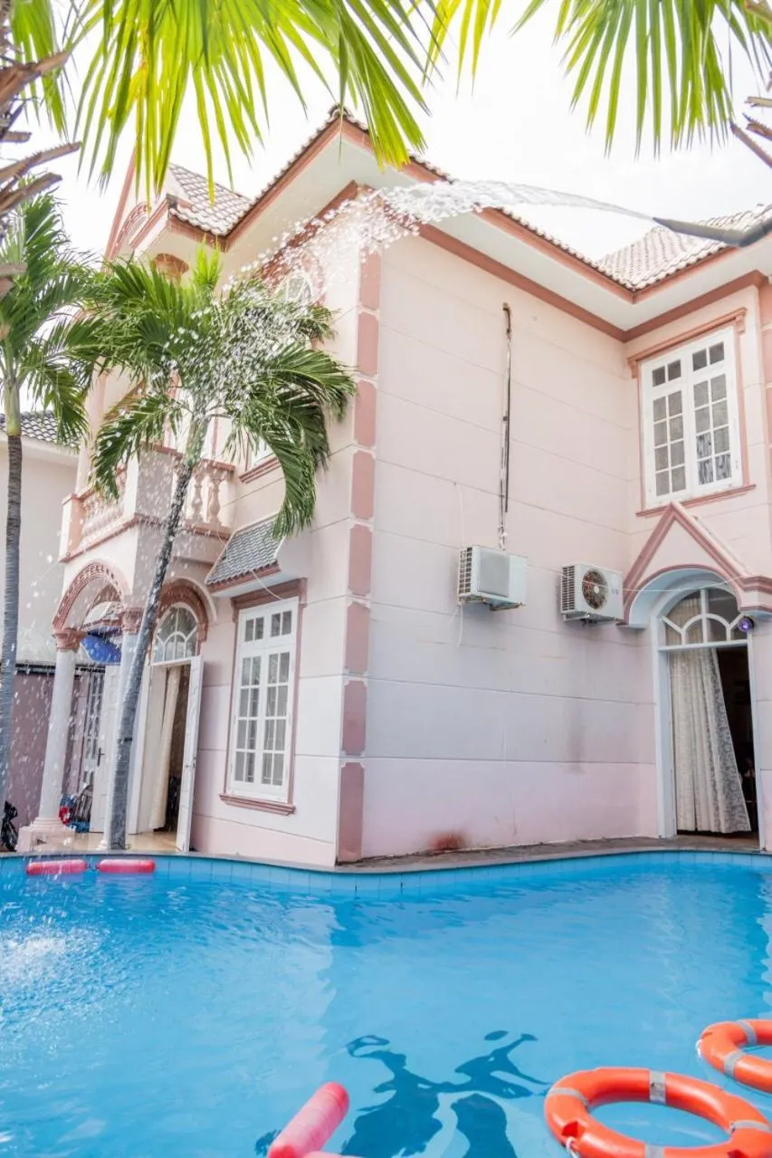Rio F1 homestay