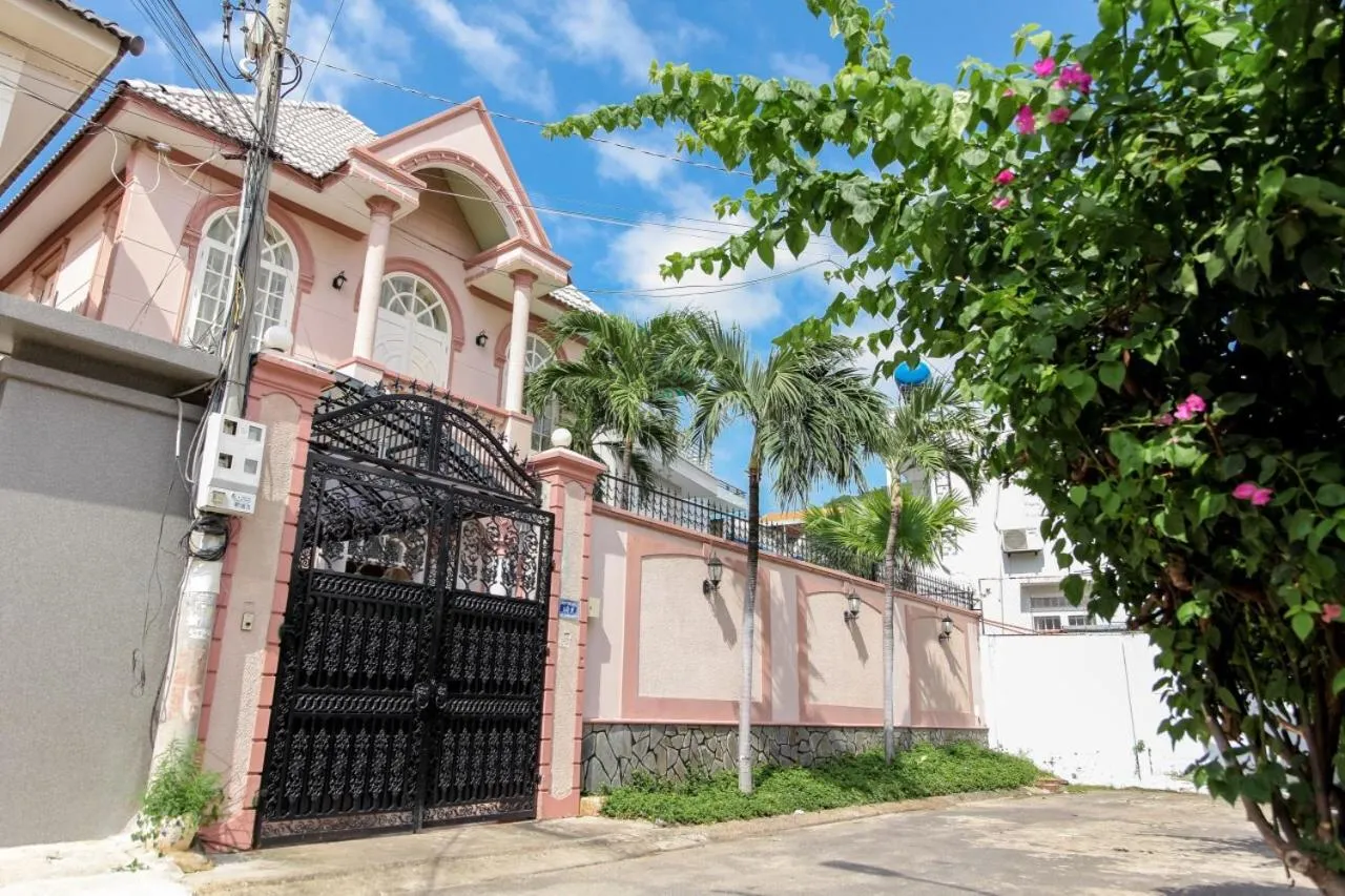 Rio F1 homestay