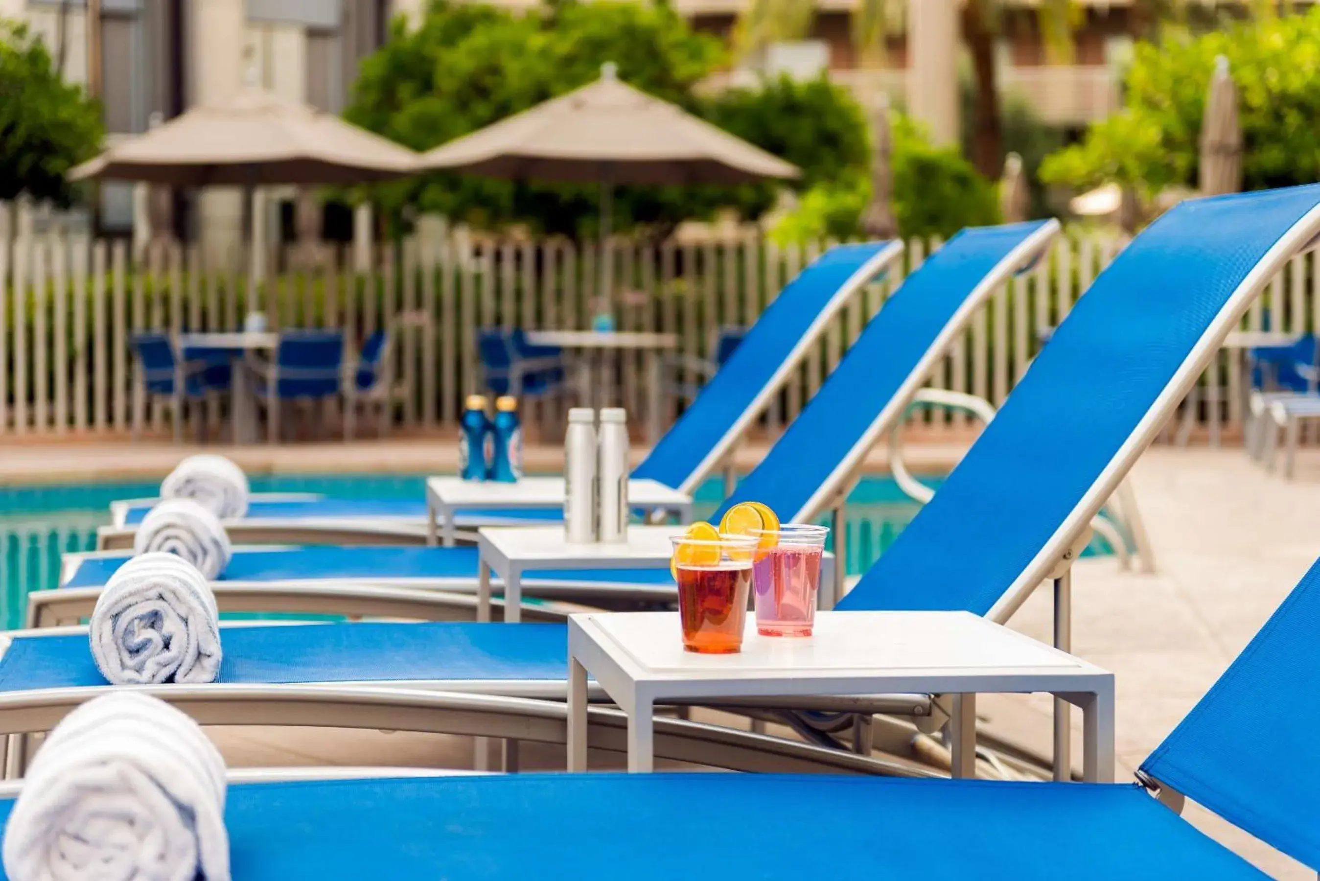 Pool view in DoubleTree Suites by Hilton Phoenix Pool view in DoubleTree Suites by Hilton Phoenix