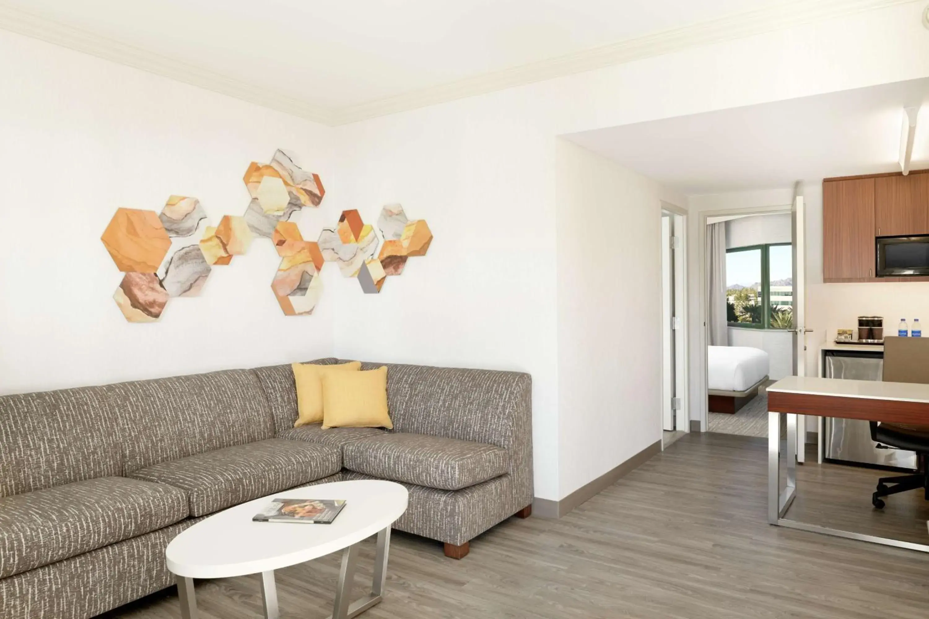 One-Bedroom Suite with One King Bed - Hearing Accessible in DoubleTree Suites by Hilton Phoenix One-Bedroom Suite with One King Bed - Hearing Accessible in DoubleTree Suites by Hilton Phoenix