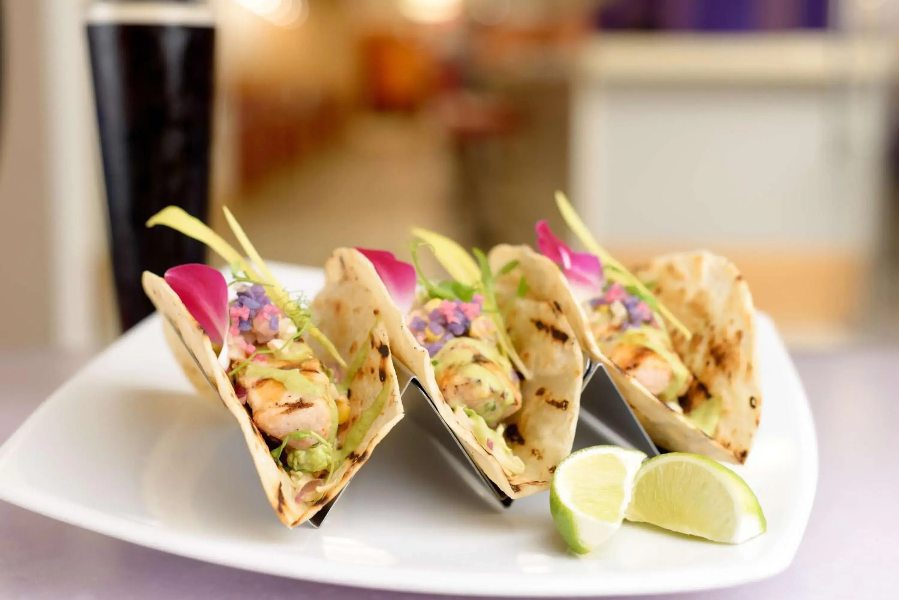 Restaurant/places to eat in DoubleTree Suites by Hilton Phoenix Restaurant/places to eat in DoubleTree Suites by Hilton Phoenix