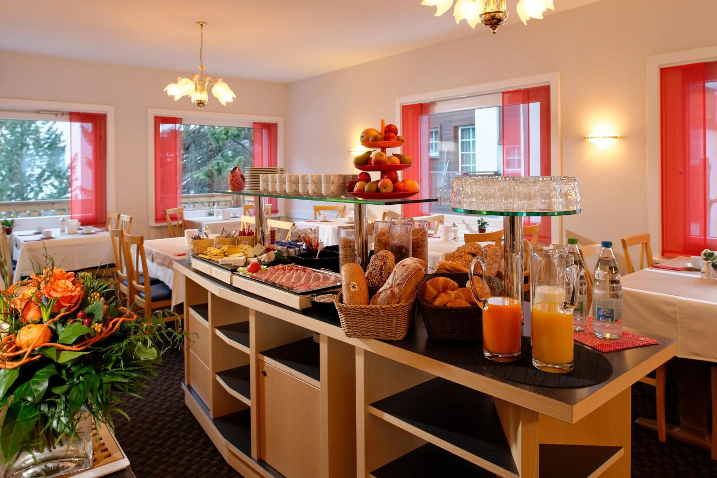 Restaurant/places to eat in Park-Hotel Saas- Fee