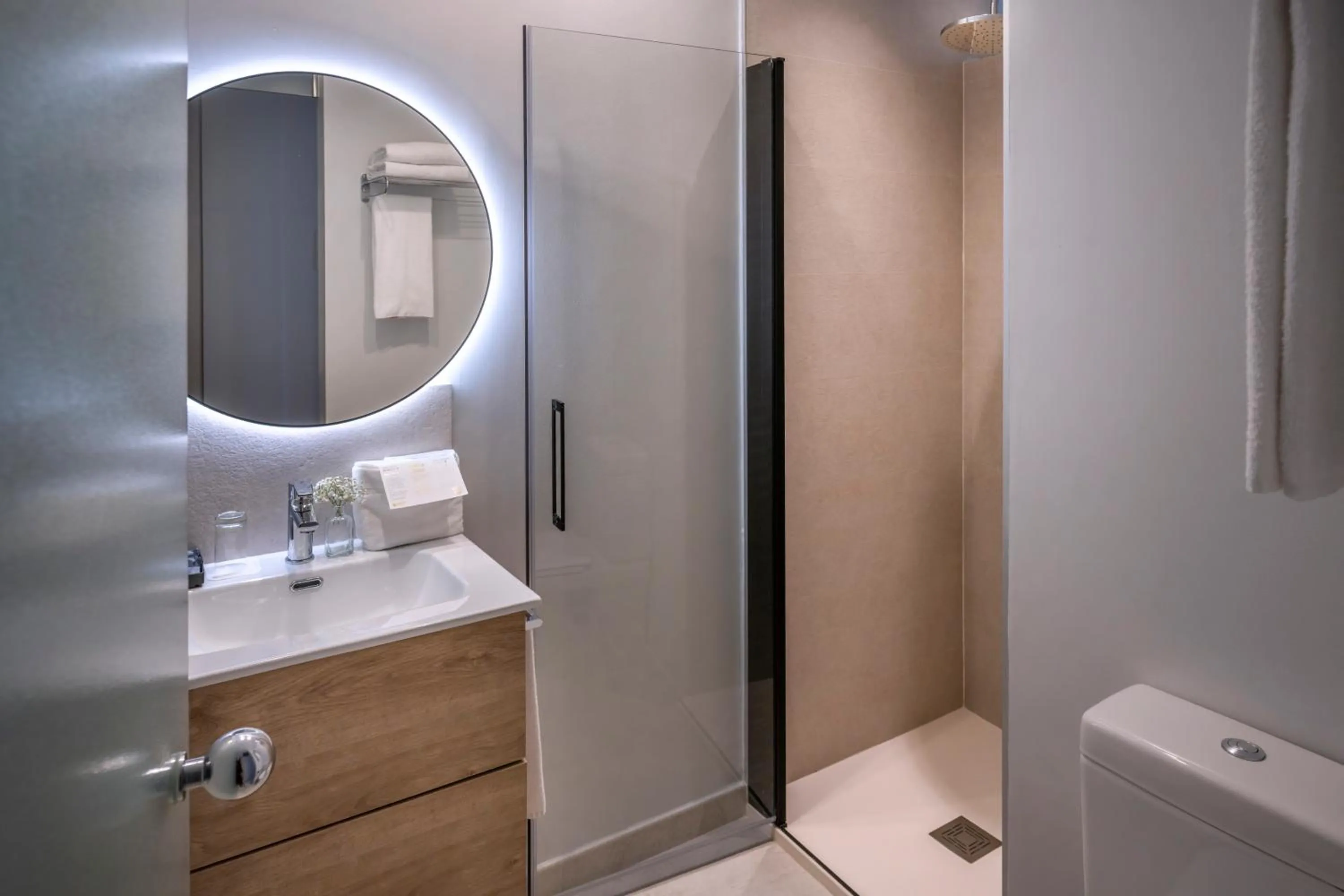 Bathroom in SERHS Carlit Boutique Hotel