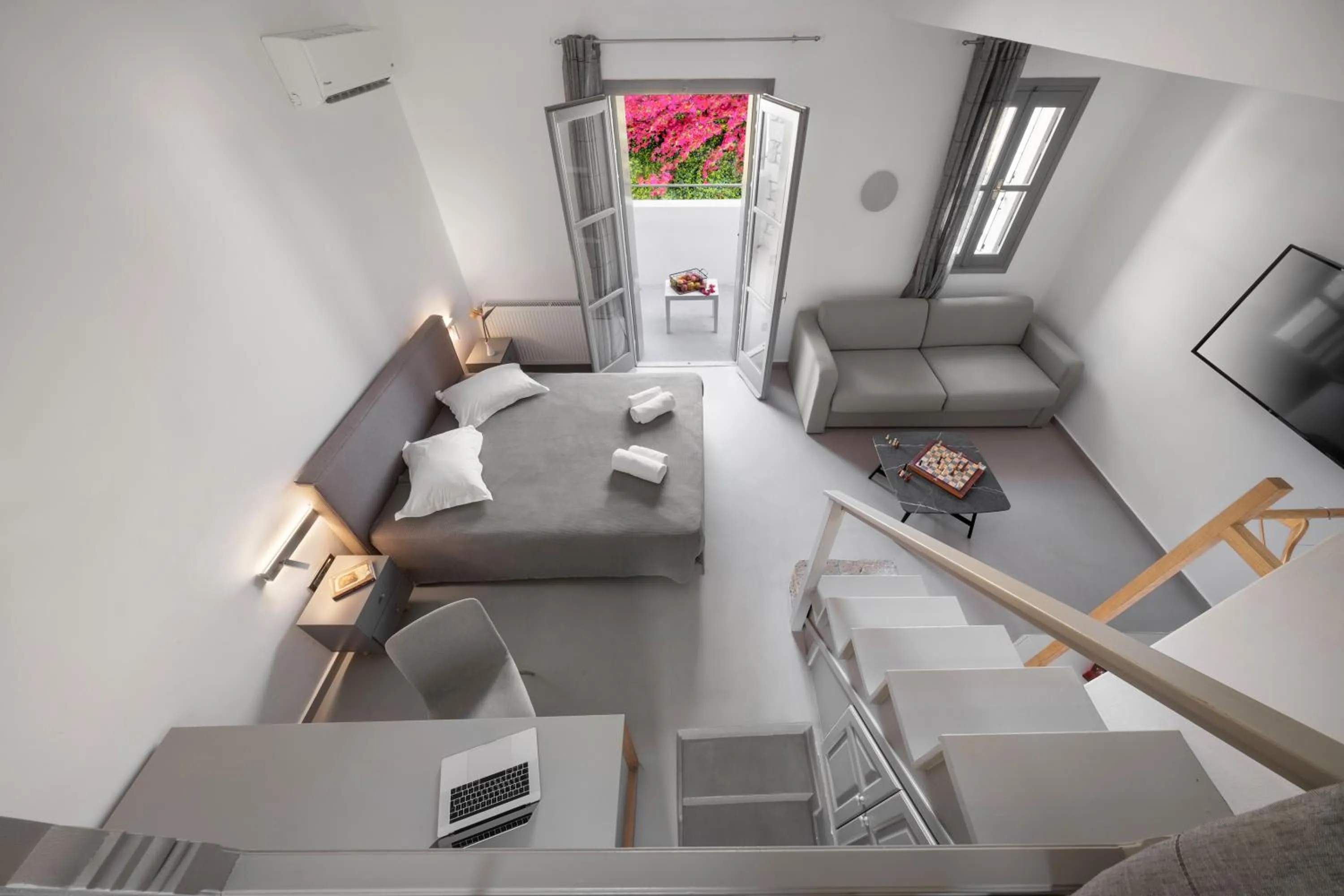 Seating area in Hotel Nefeli