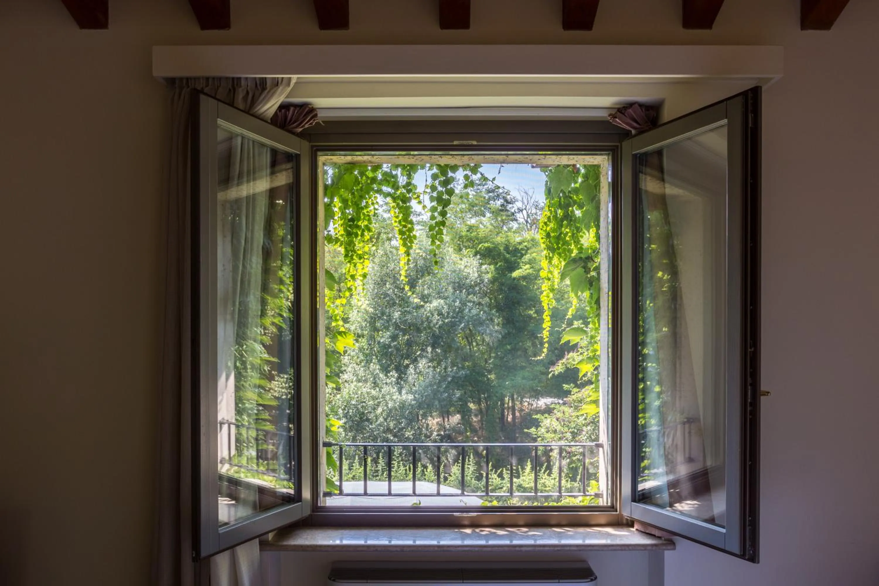 Garden view in La Maison De Vì