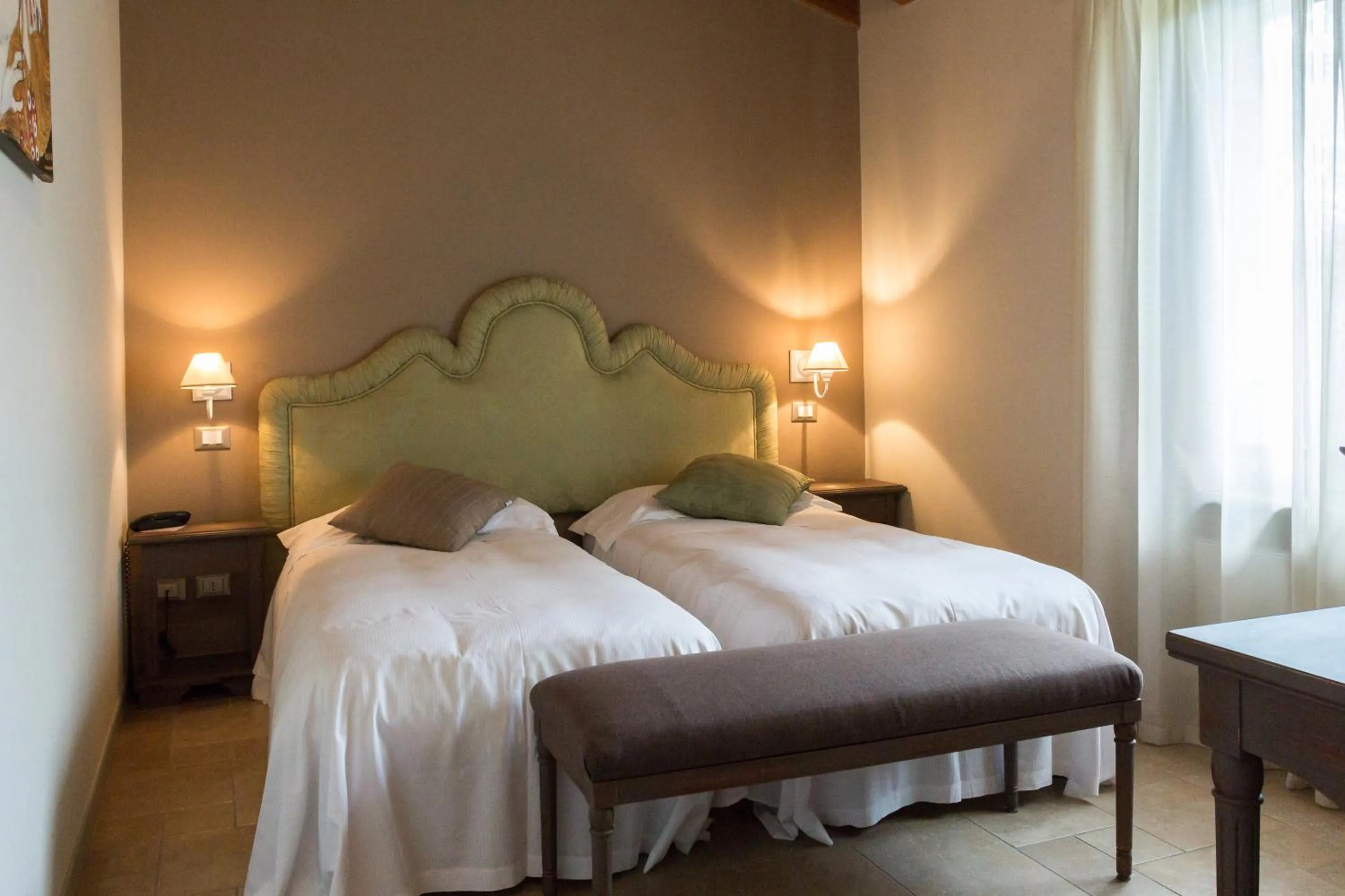 Photo of the whole room, Bed in La Maison De Vì