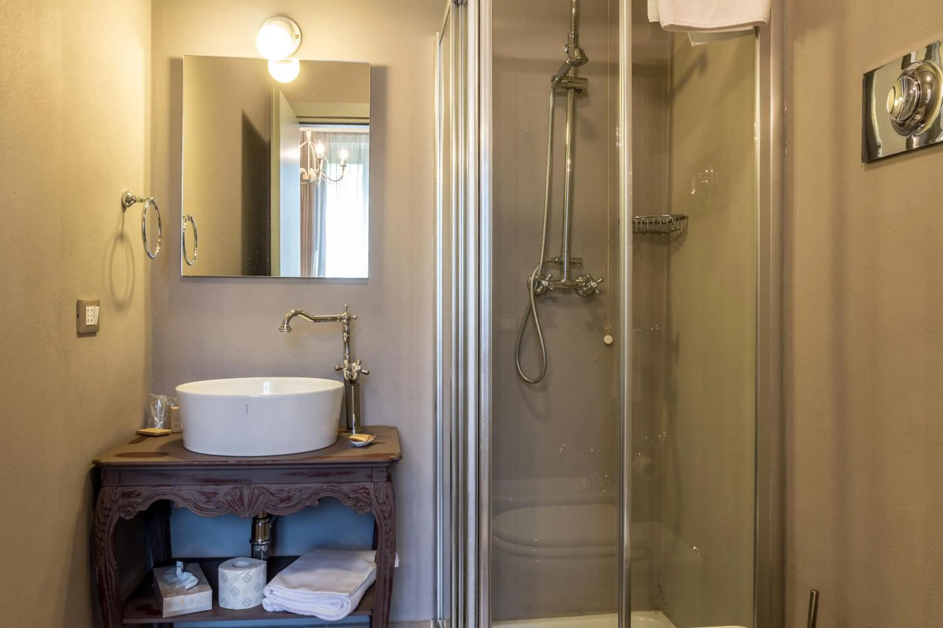 Bathroom in La Maison De Vì