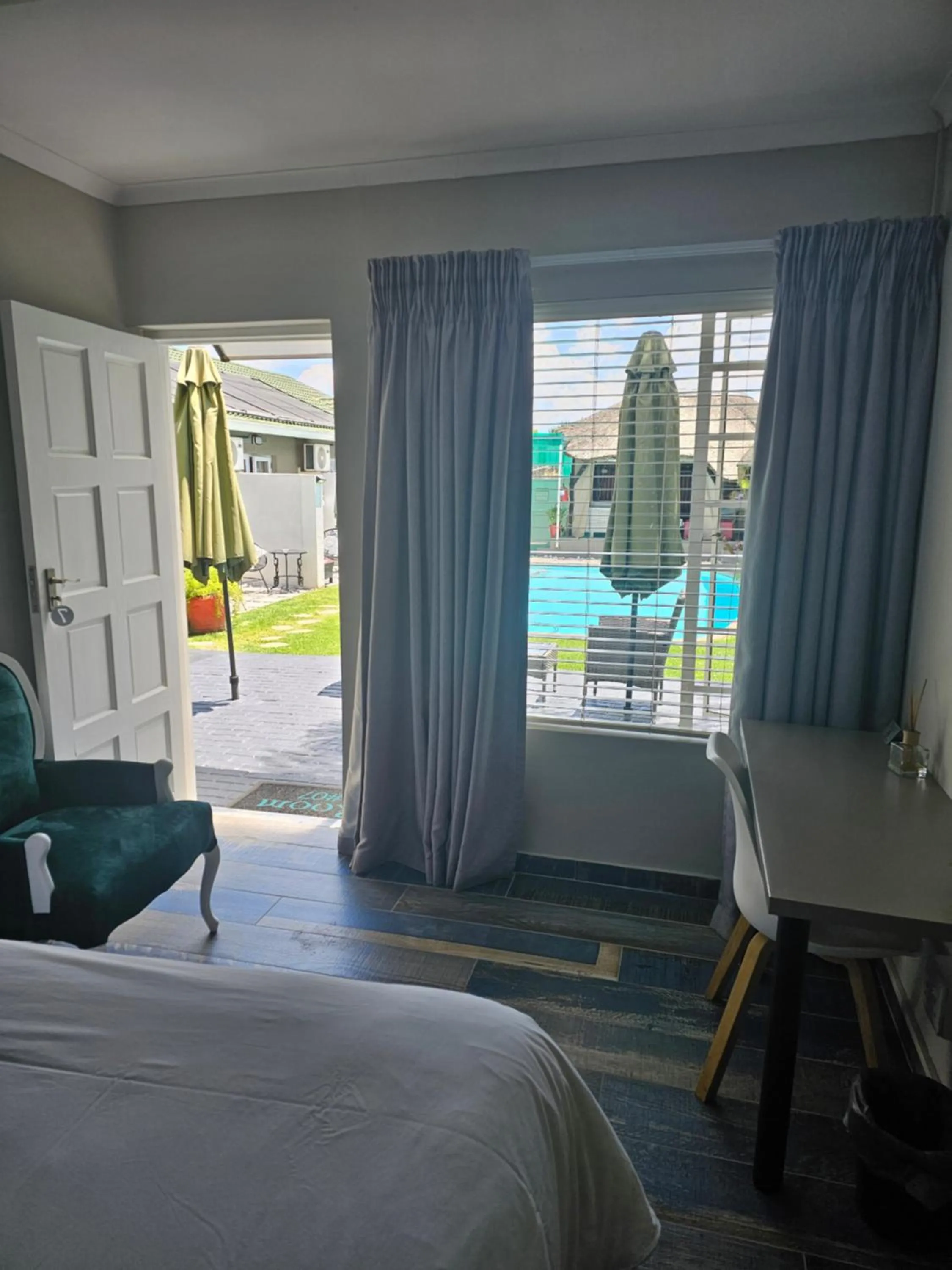 View (from property/room), Bed in The Armagh Guesthouse